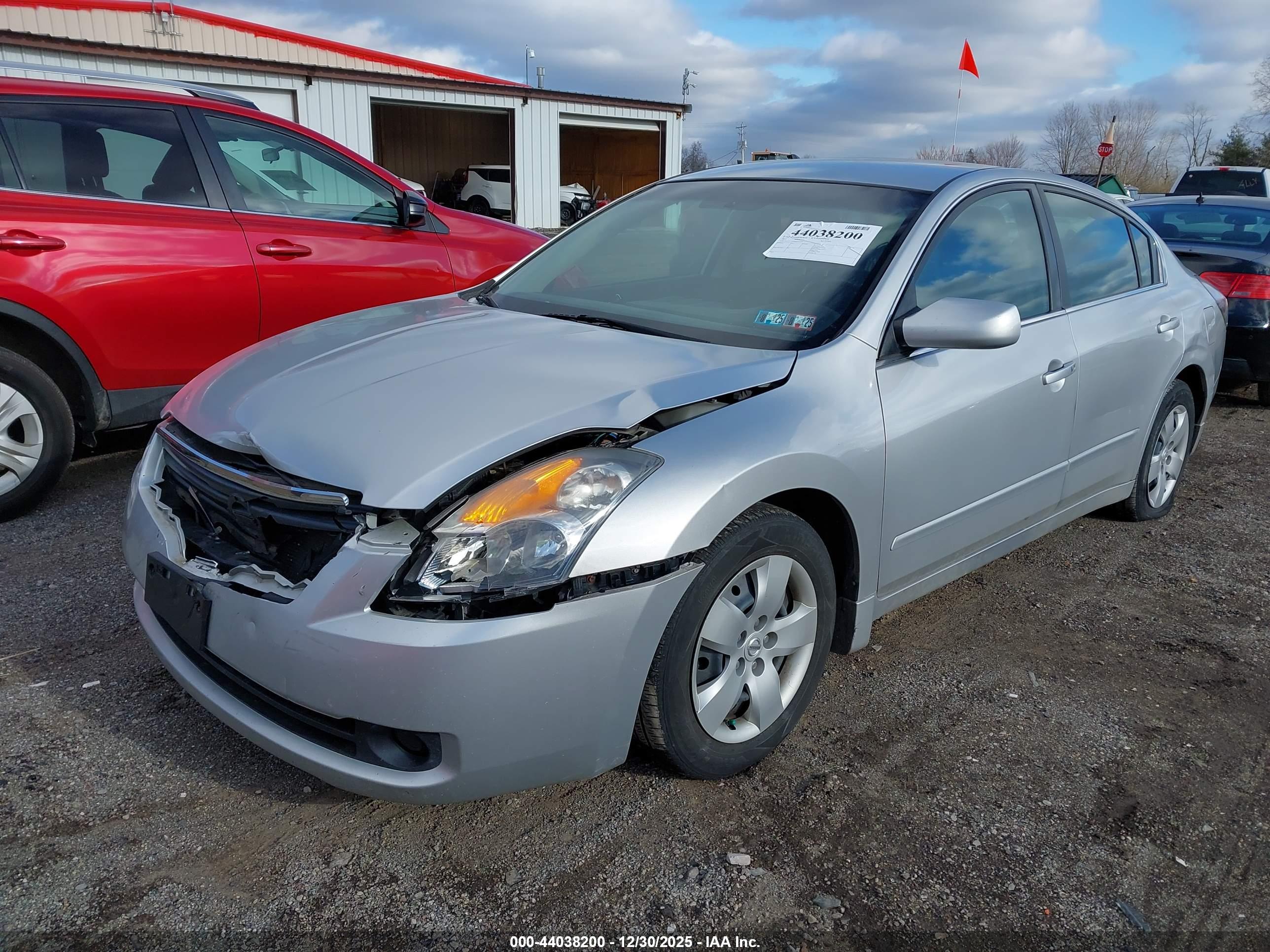 NISSAN ALTIMA image 2