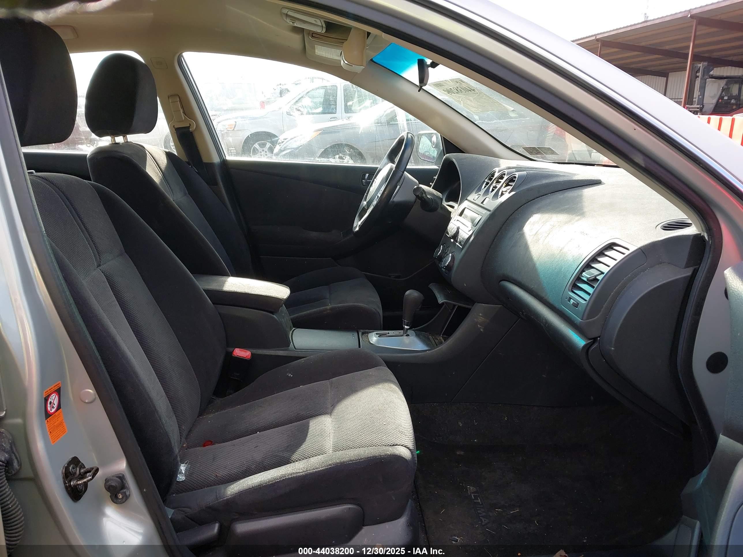 NISSAN ALTIMA image 5