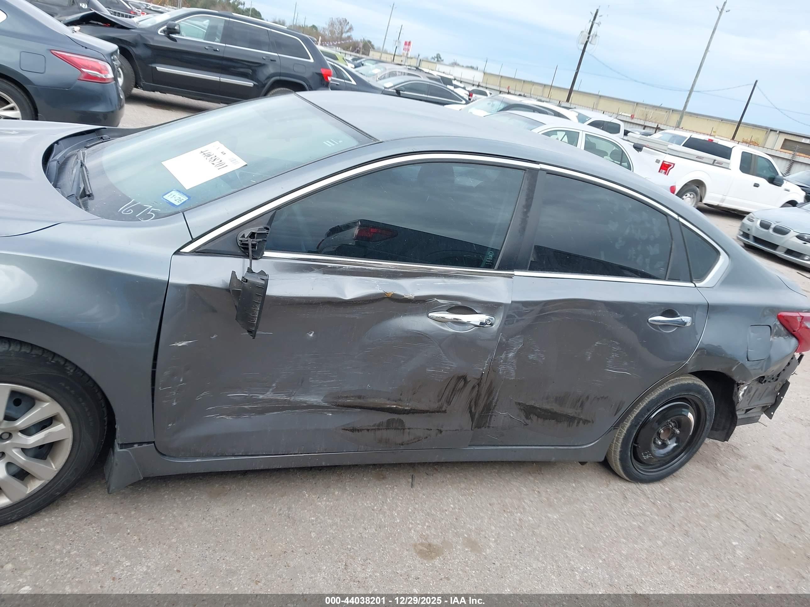 NISSAN ALTIMA image 6