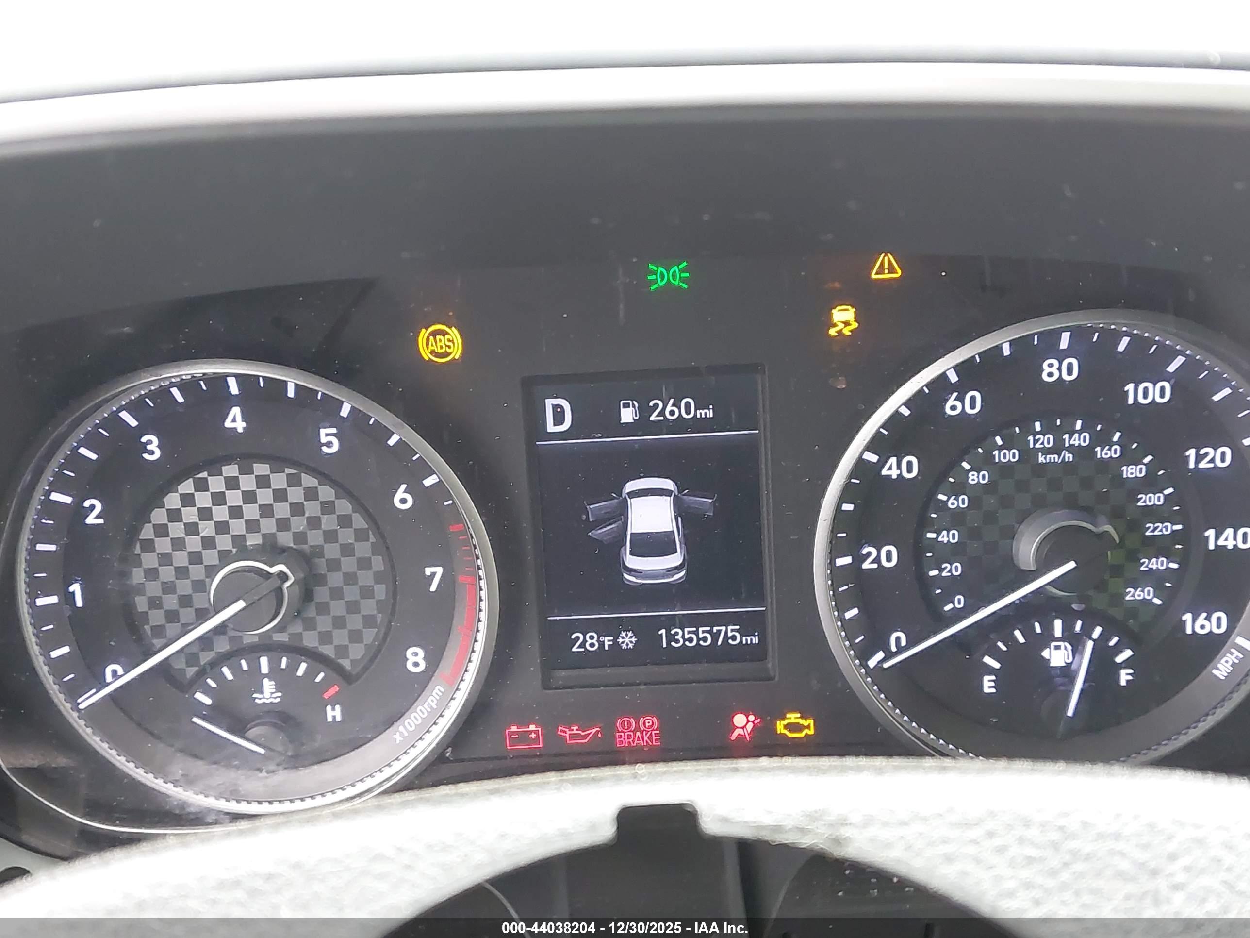 HYUNDAI ELANTRA image 7