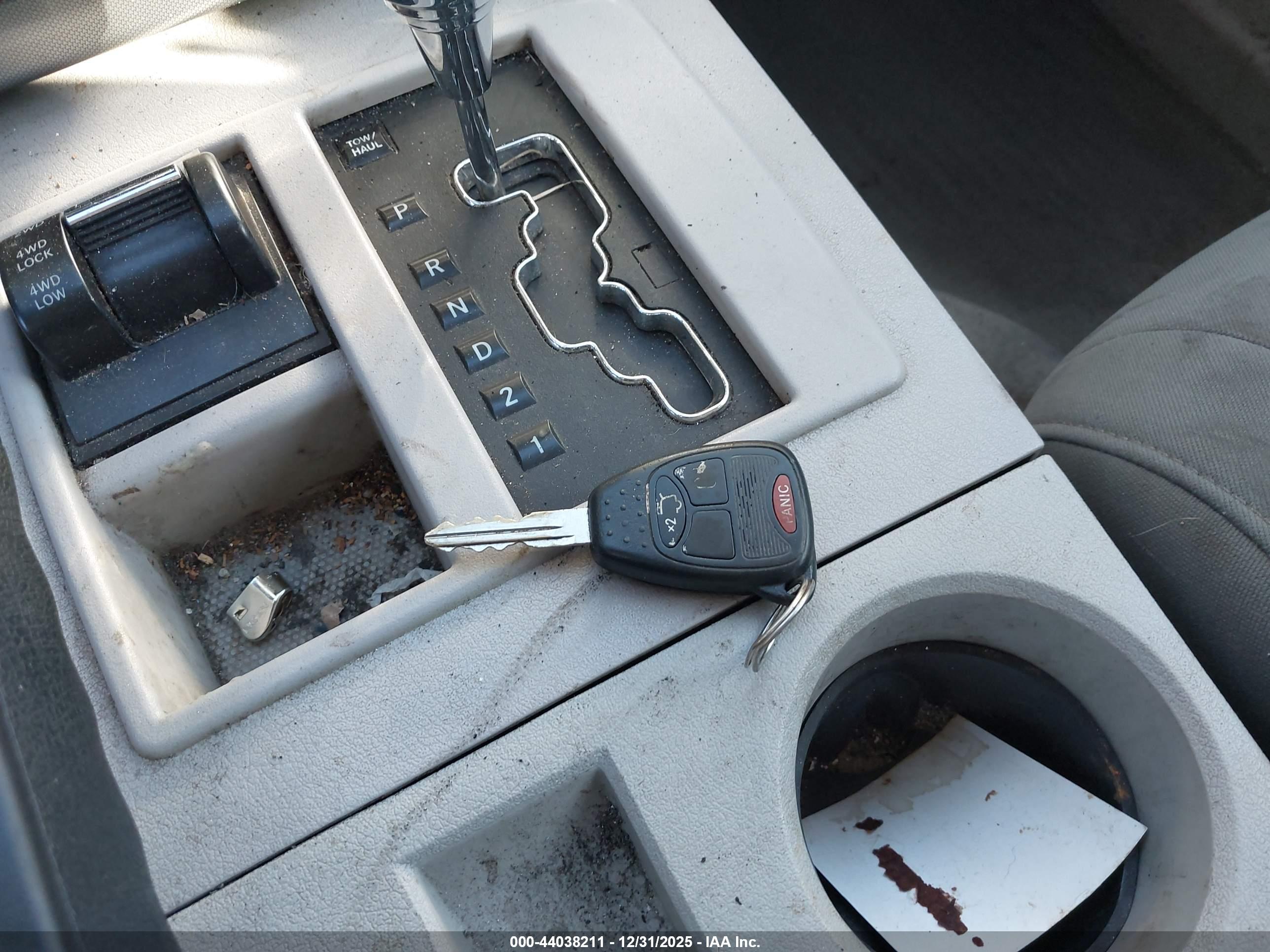 JEEP LIBERTY image 11