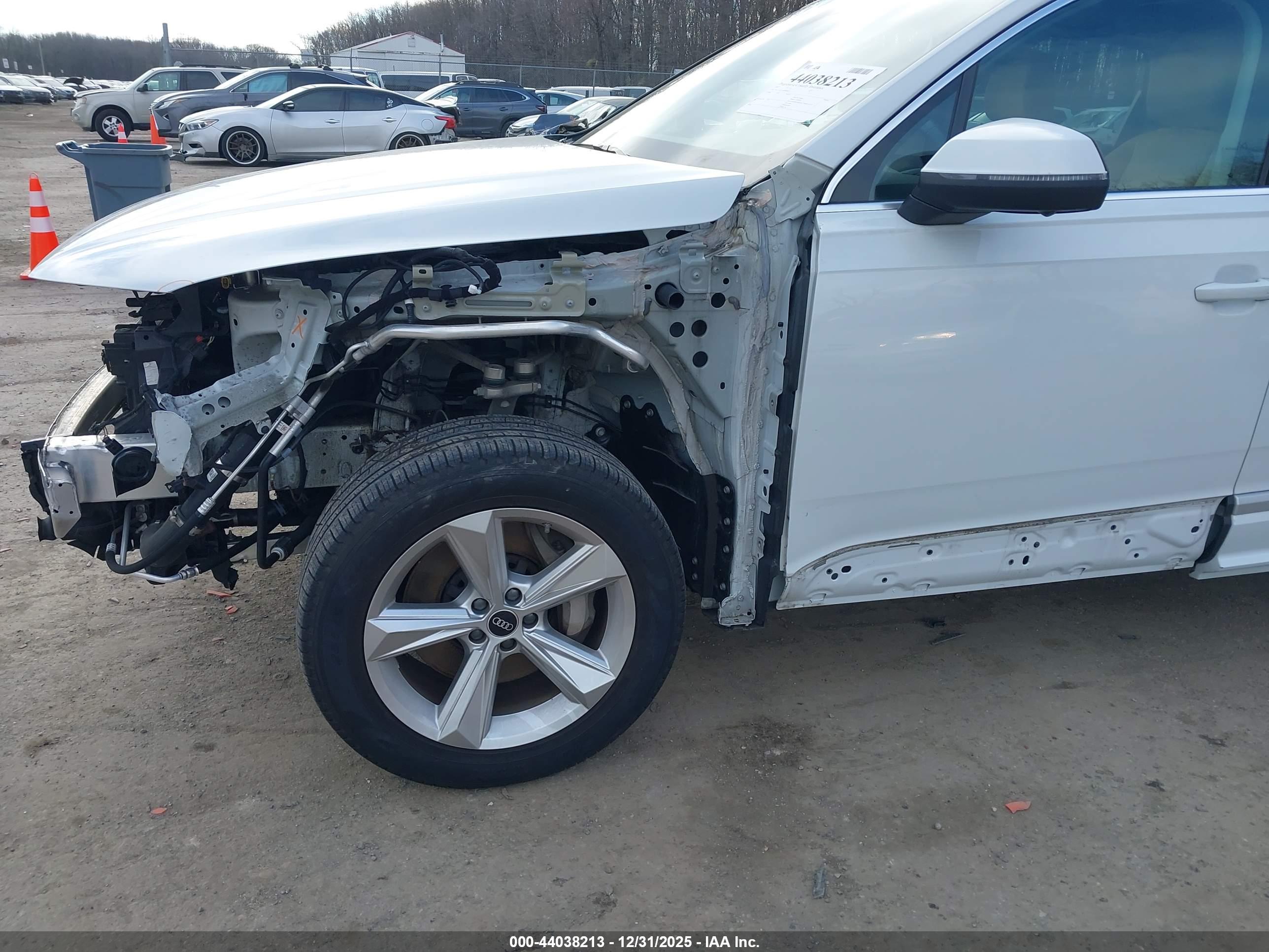 AUDI Q7 image 6
