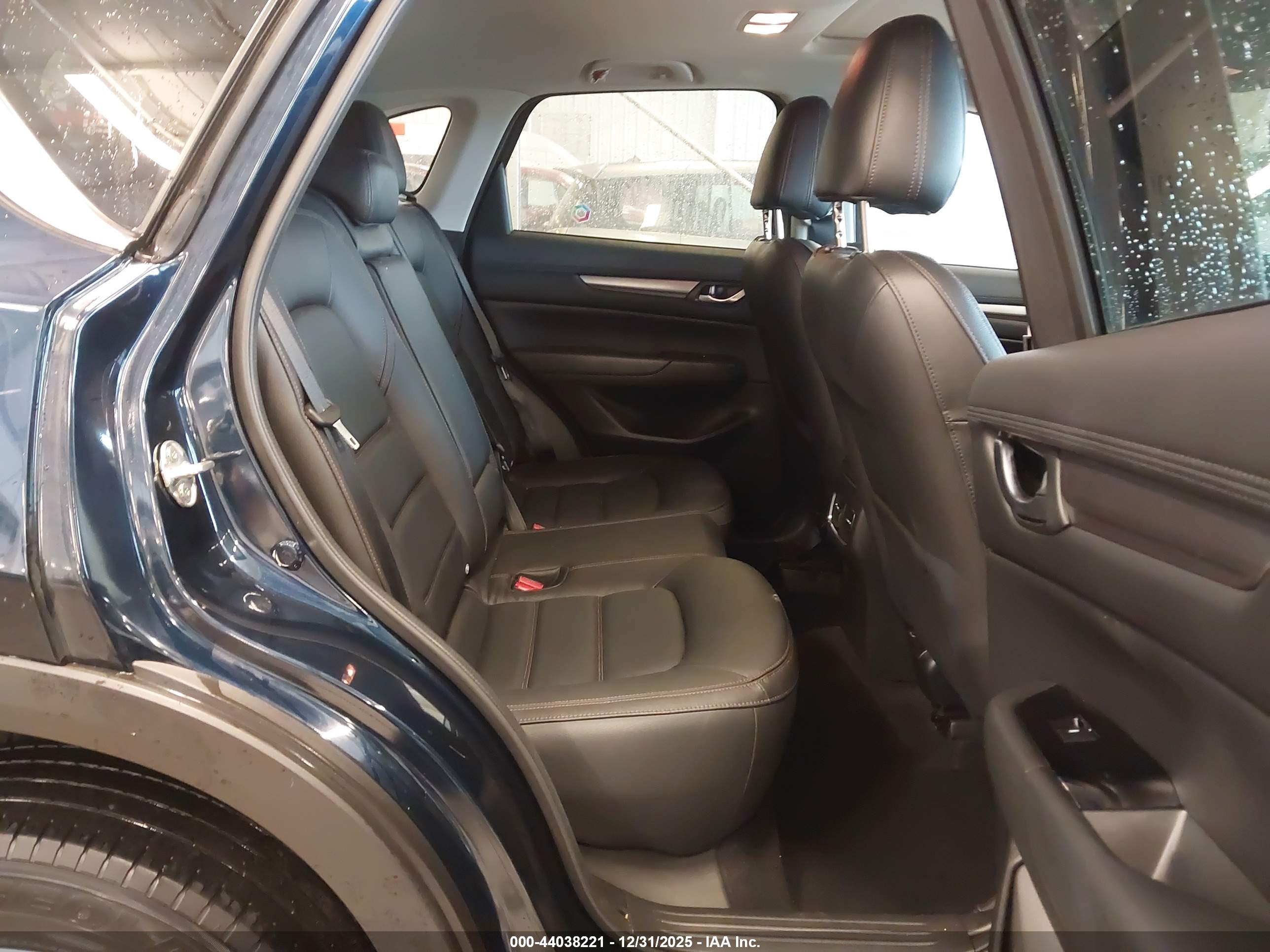 MAZDA CX-5 image 8