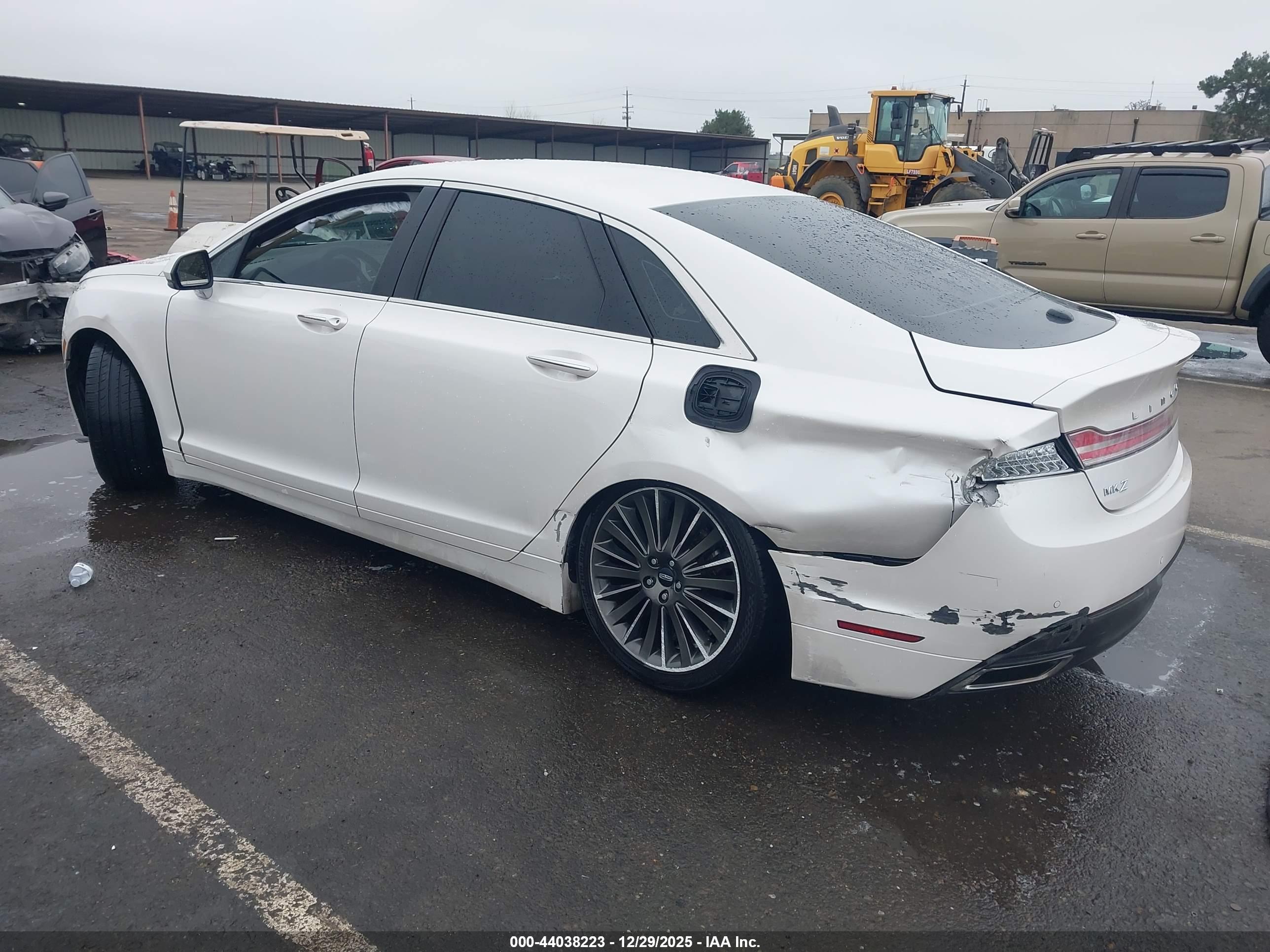 LINCOLN MKZ image 3
