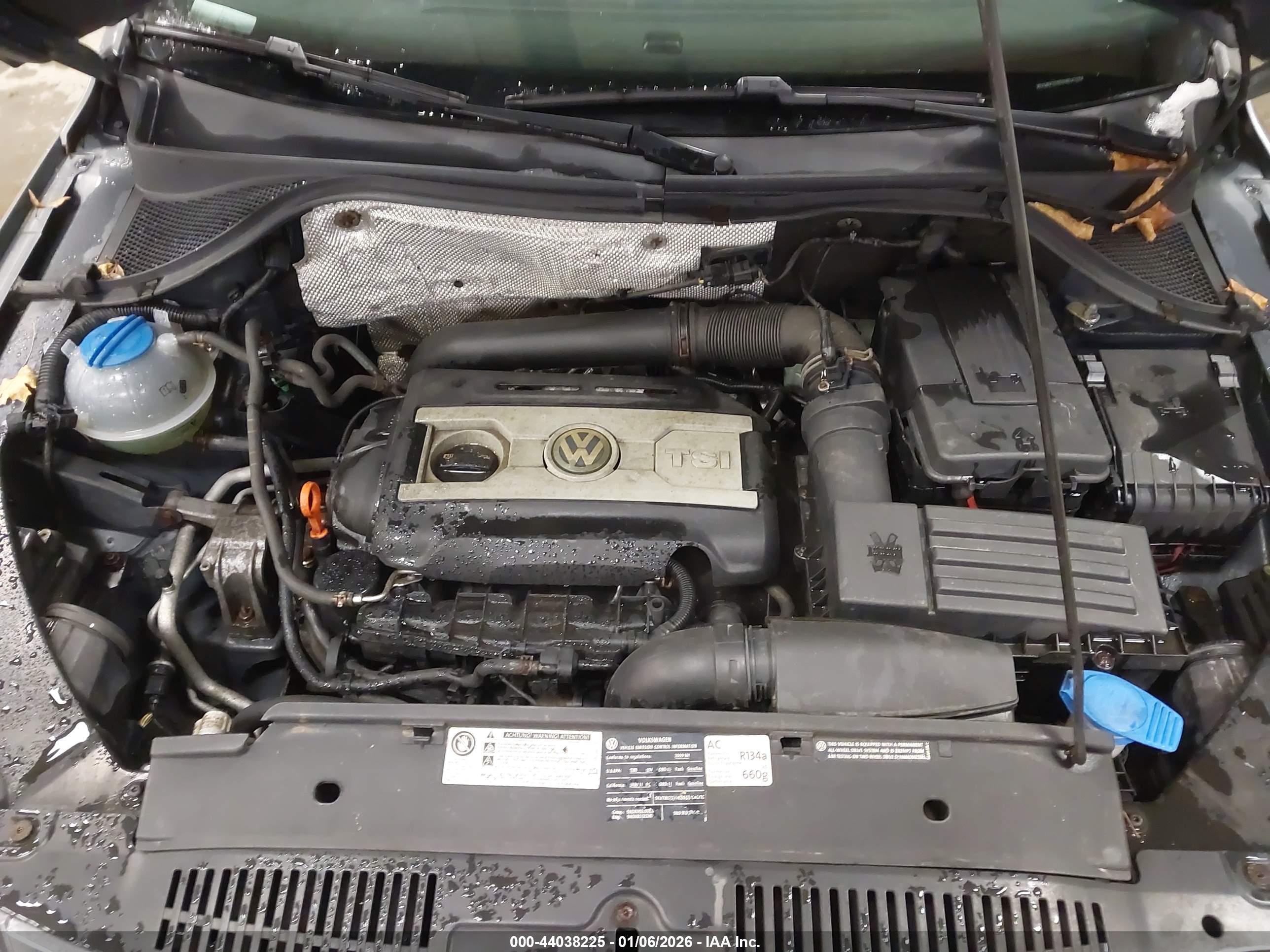 VOLKSWAGEN TIGUAN image 10