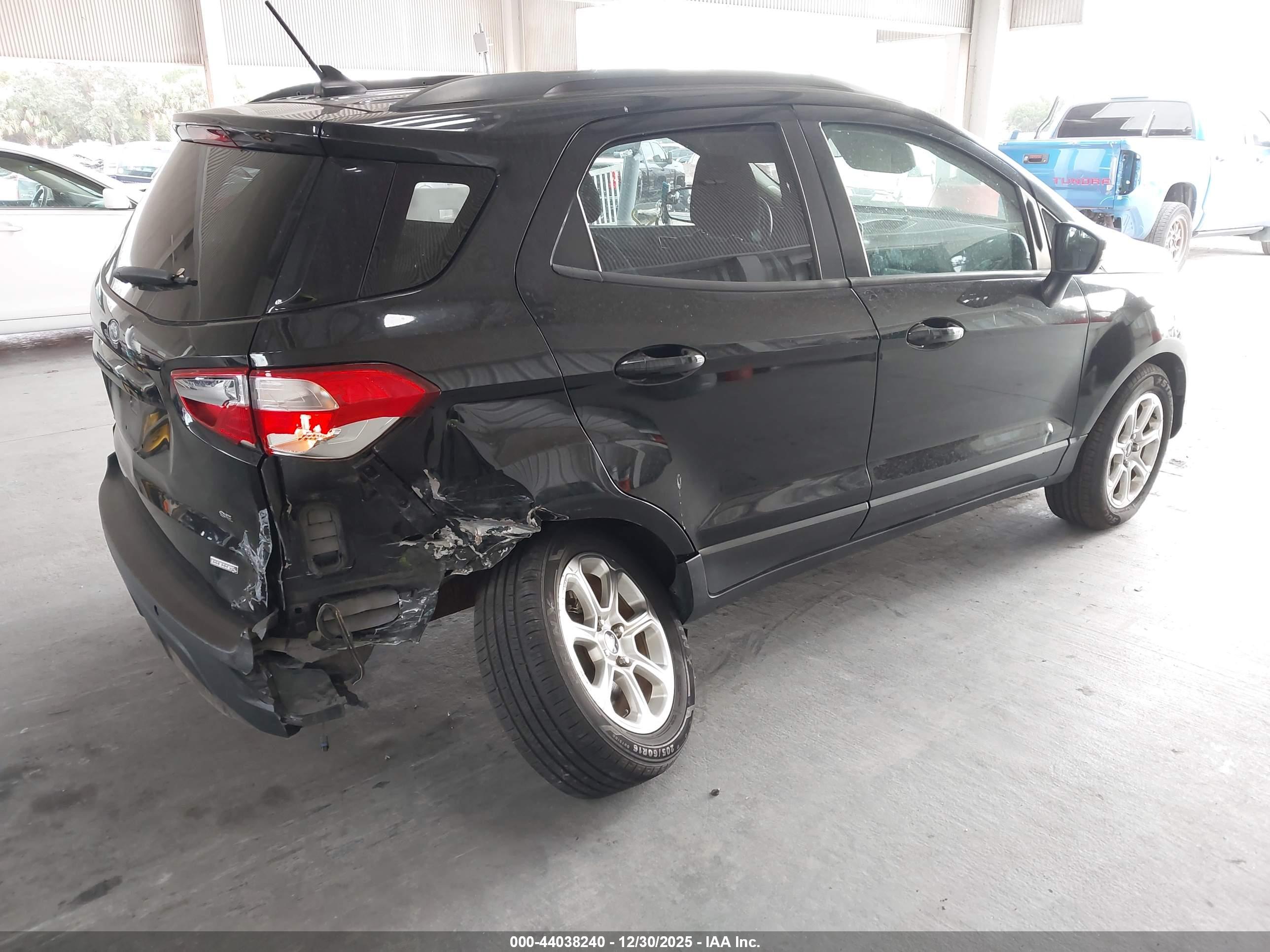 FORD ECOSPORT image 4