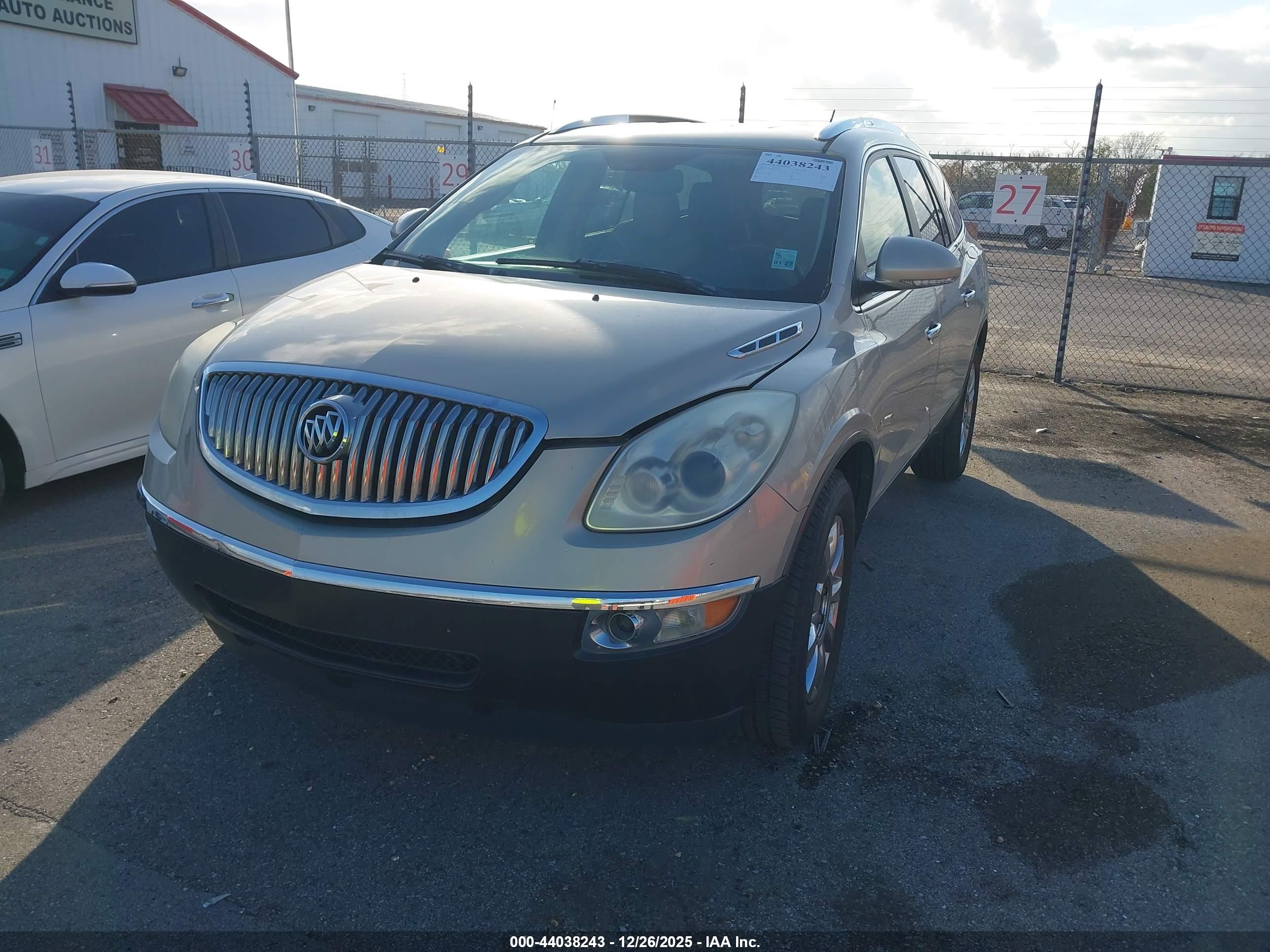 BUICK ENCLAVE image 2