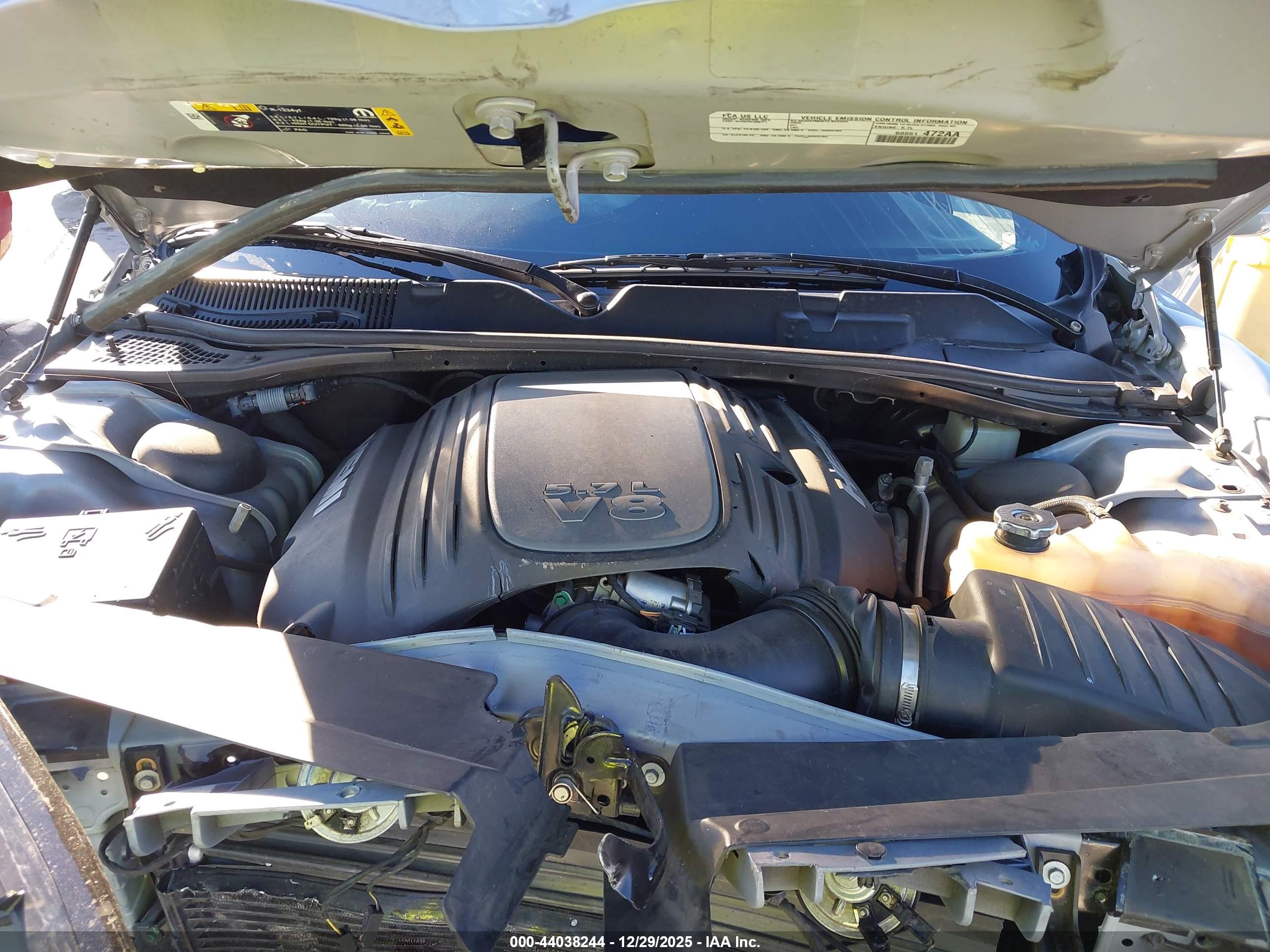 DODGE CHALLENGER image 10