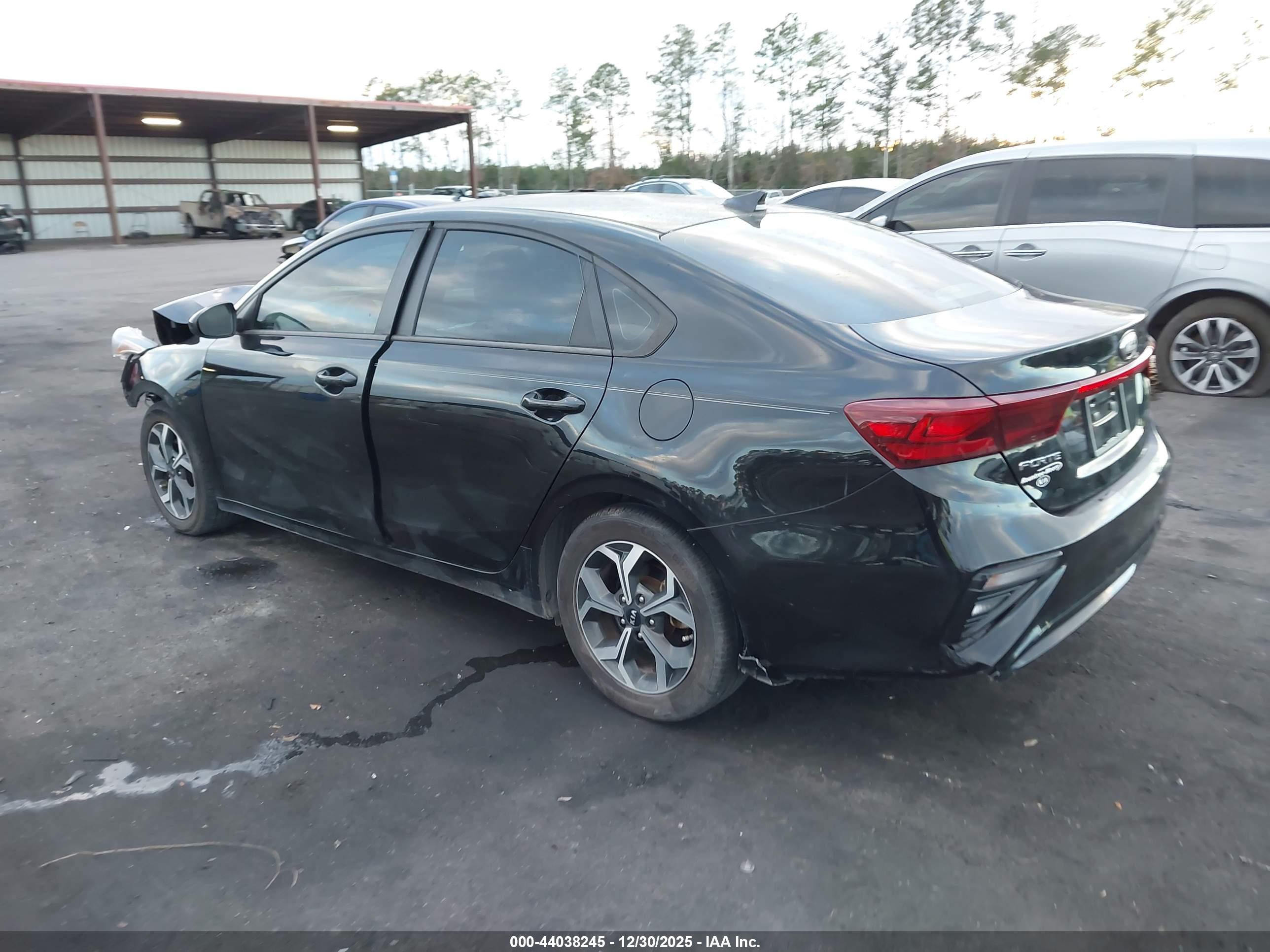 KIA FORTE image 3