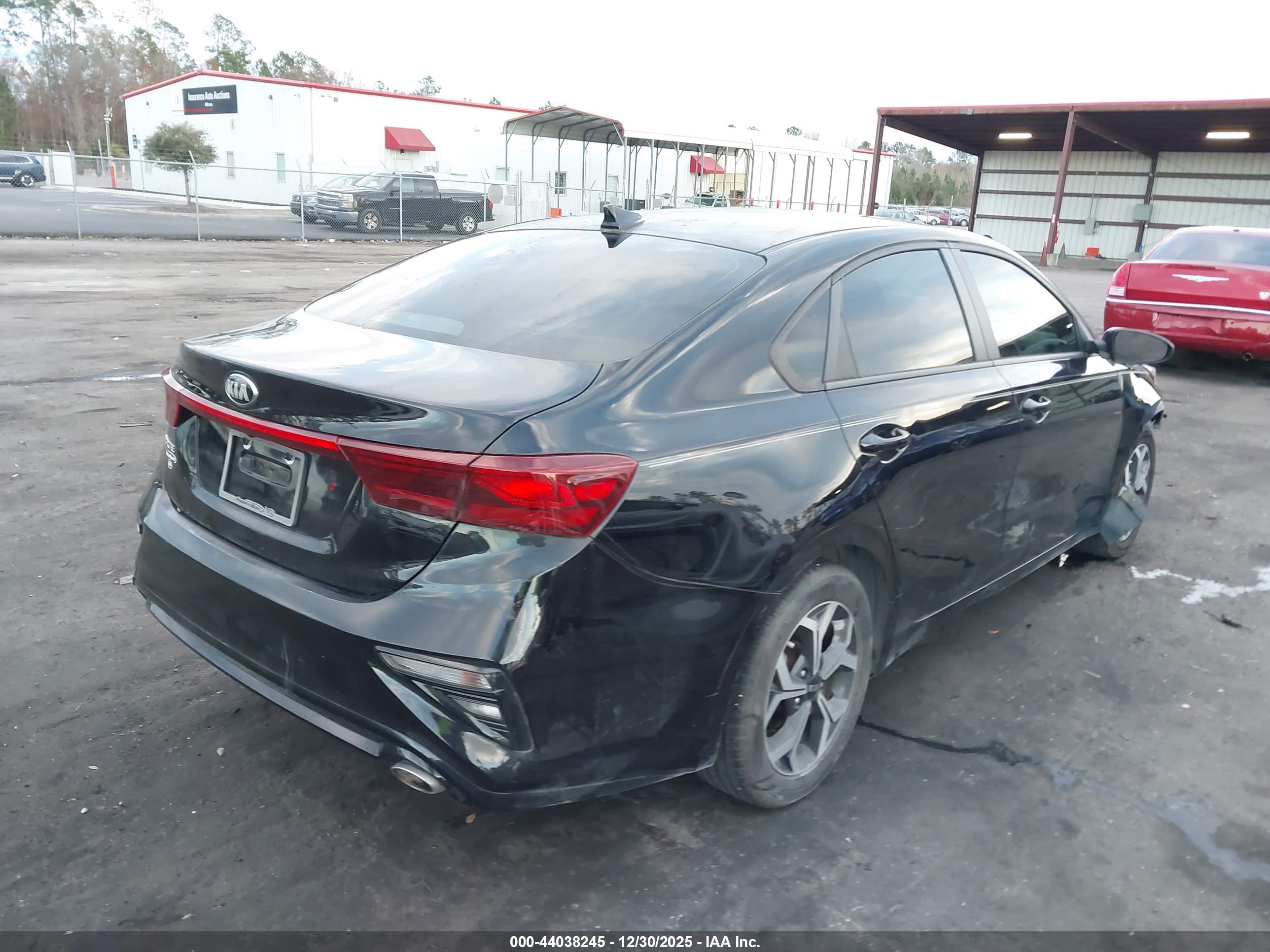 KIA FORTE image 4
