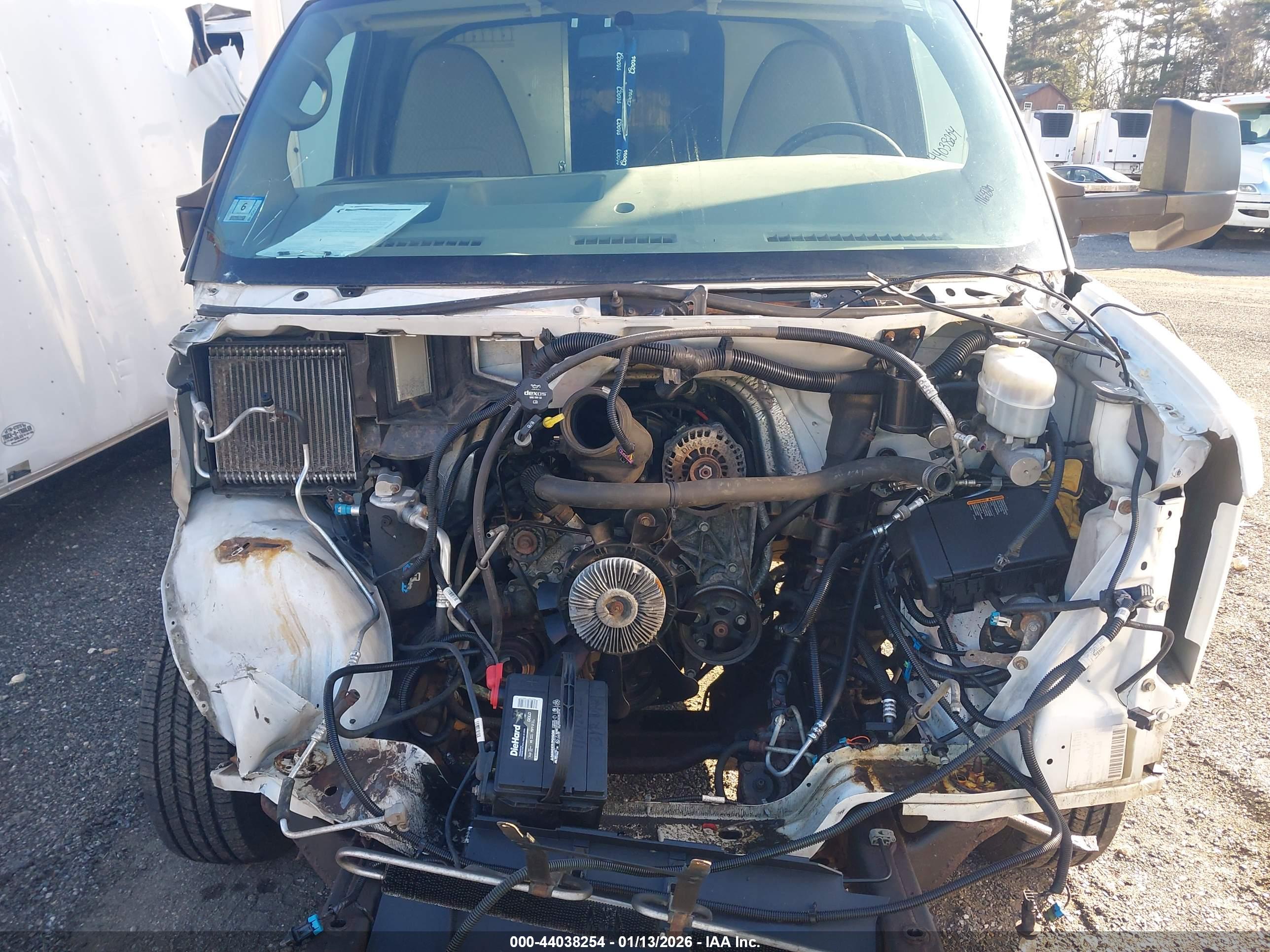 CHEVROLET EXPRESS image 10