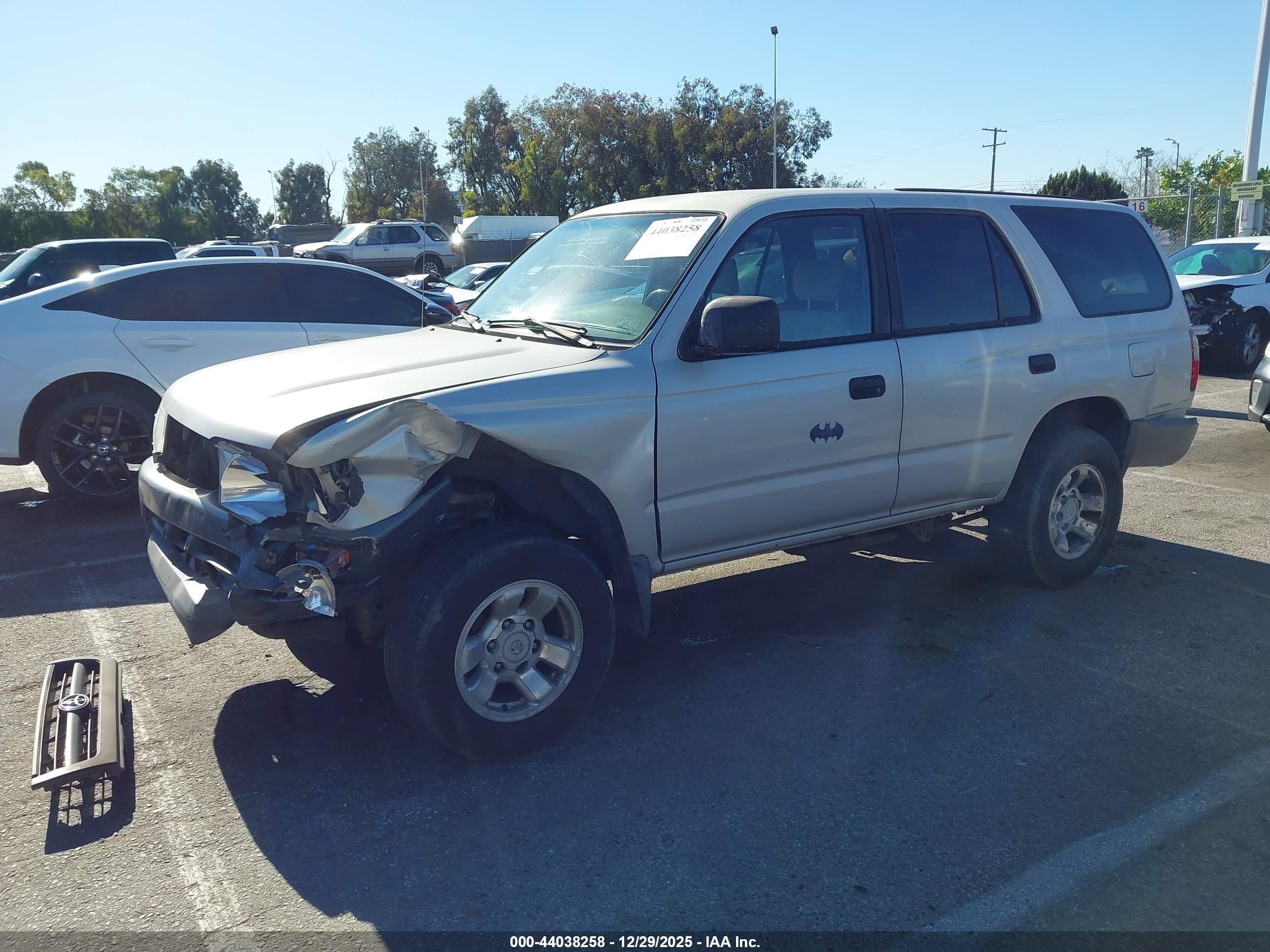 TOYOTA 4RUNNER image 2
