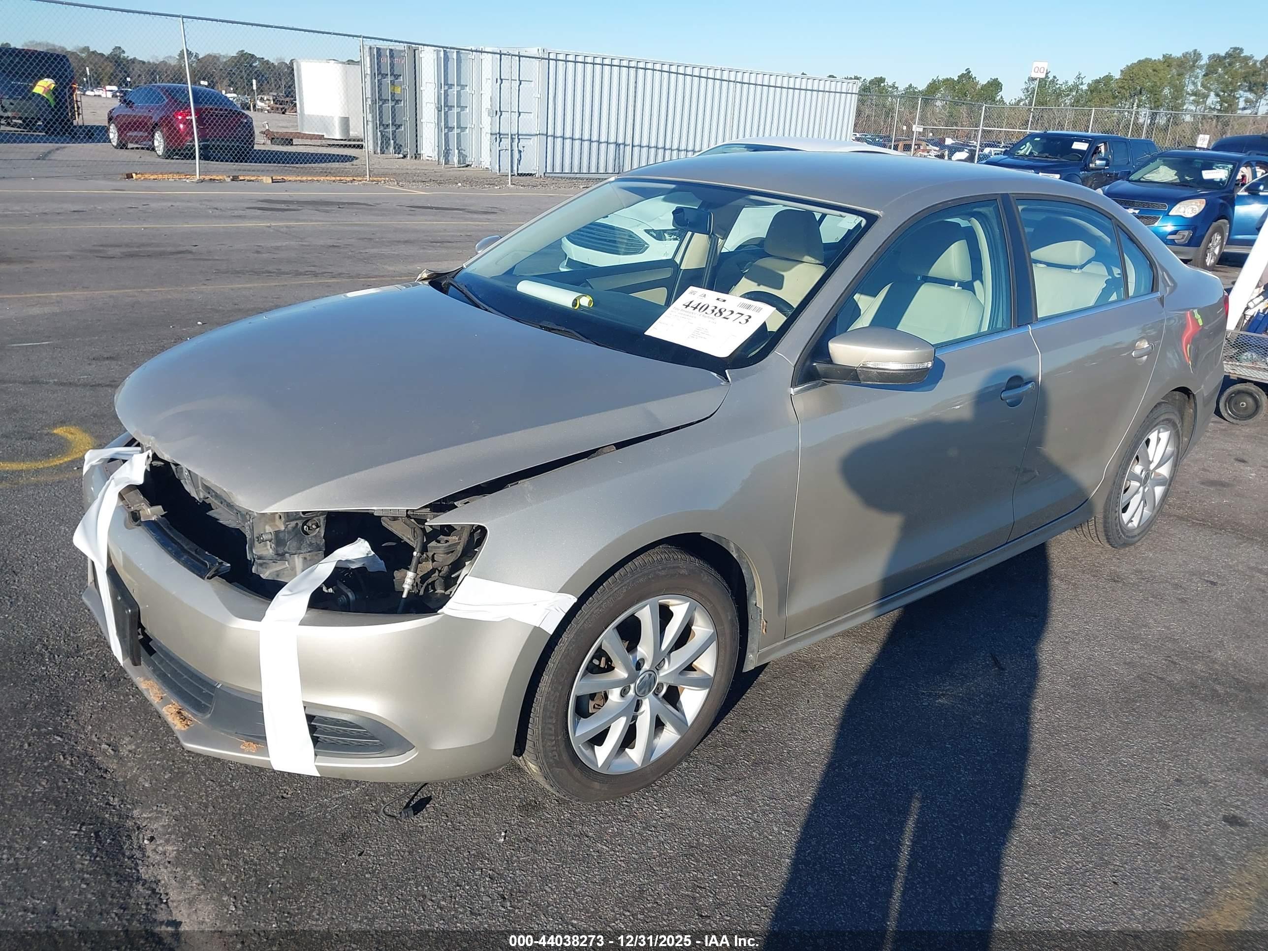 VOLKSWAGEN JETTA image 2