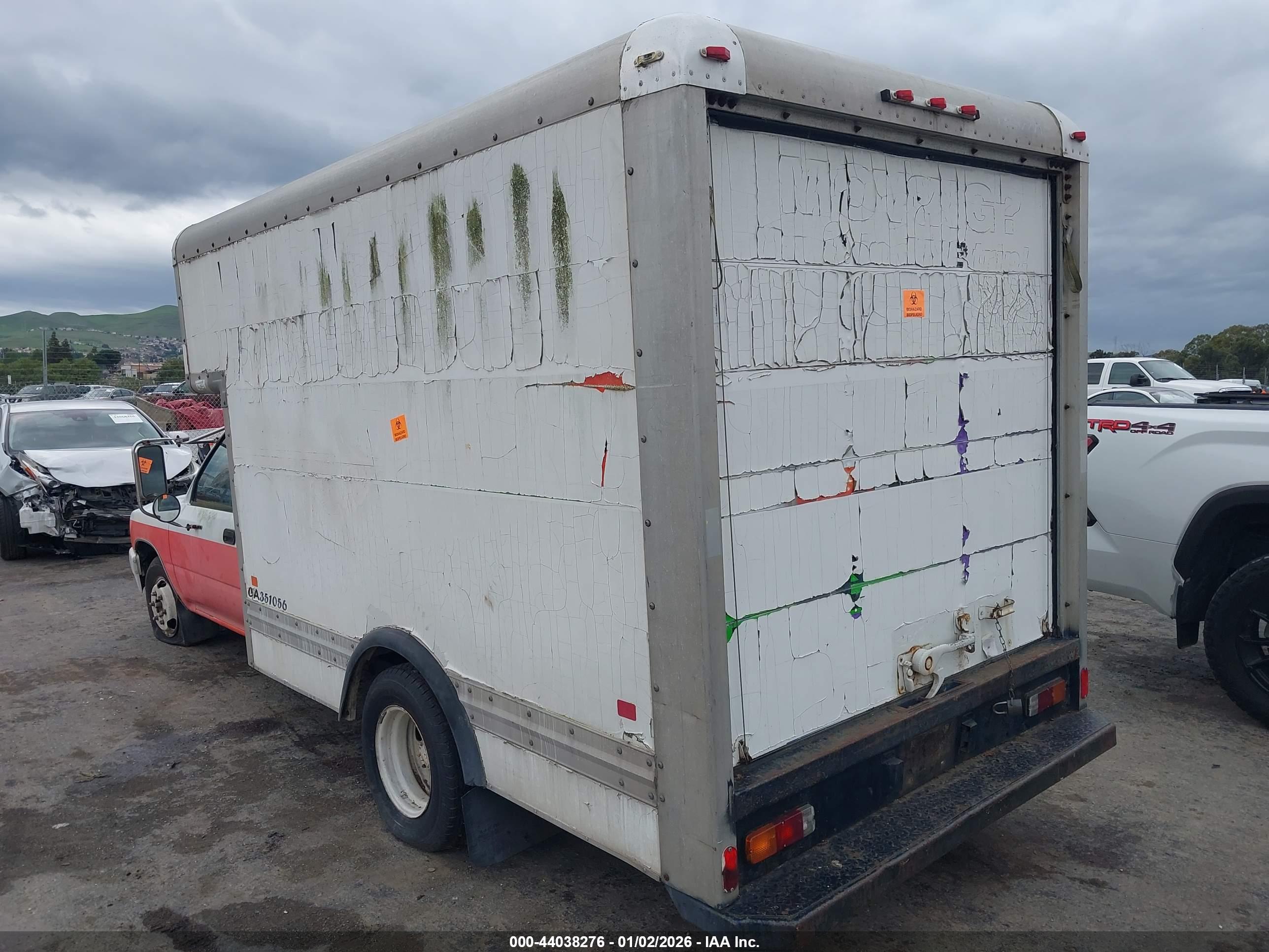 TOYOTA PICKUP image 3