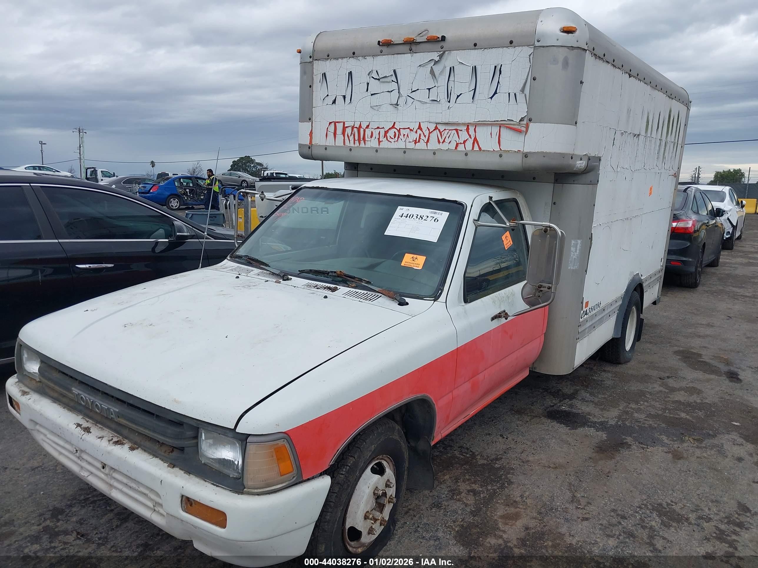 TOYOTA PICKUP image 6