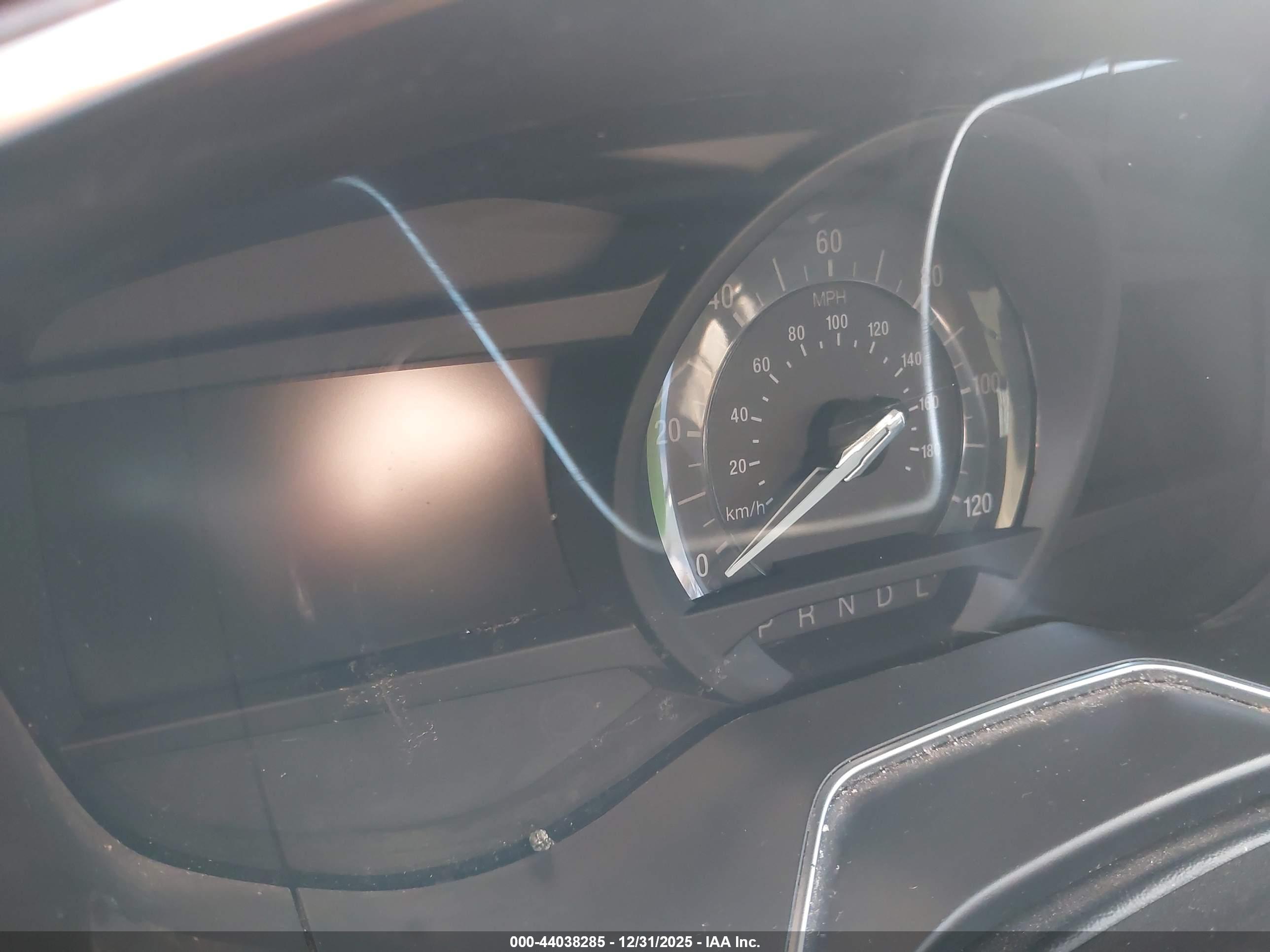 FORD FUSION image 7