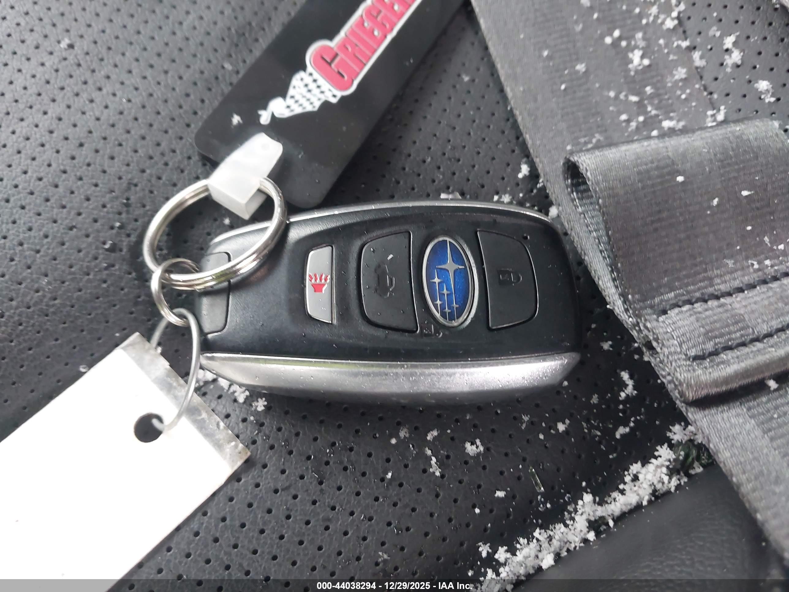 SUBARU OUTBACK image 11