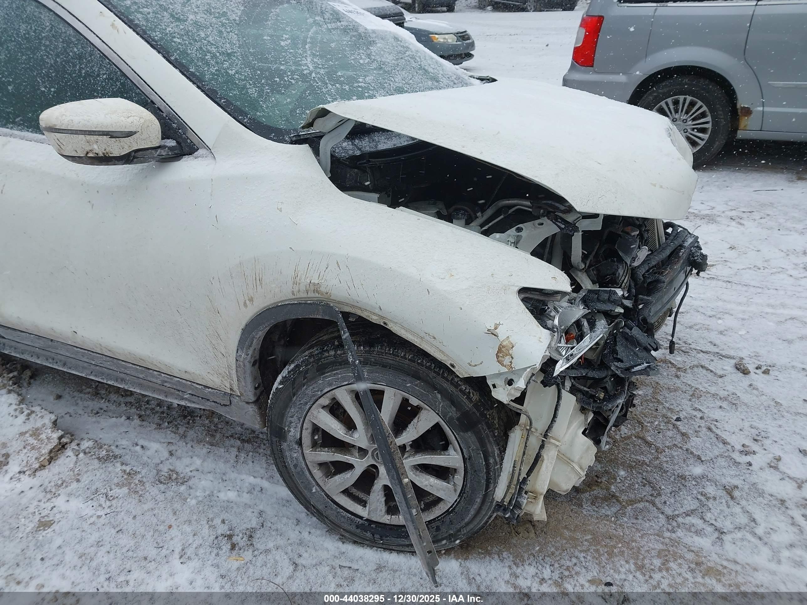 NISSAN ROGUE image 6