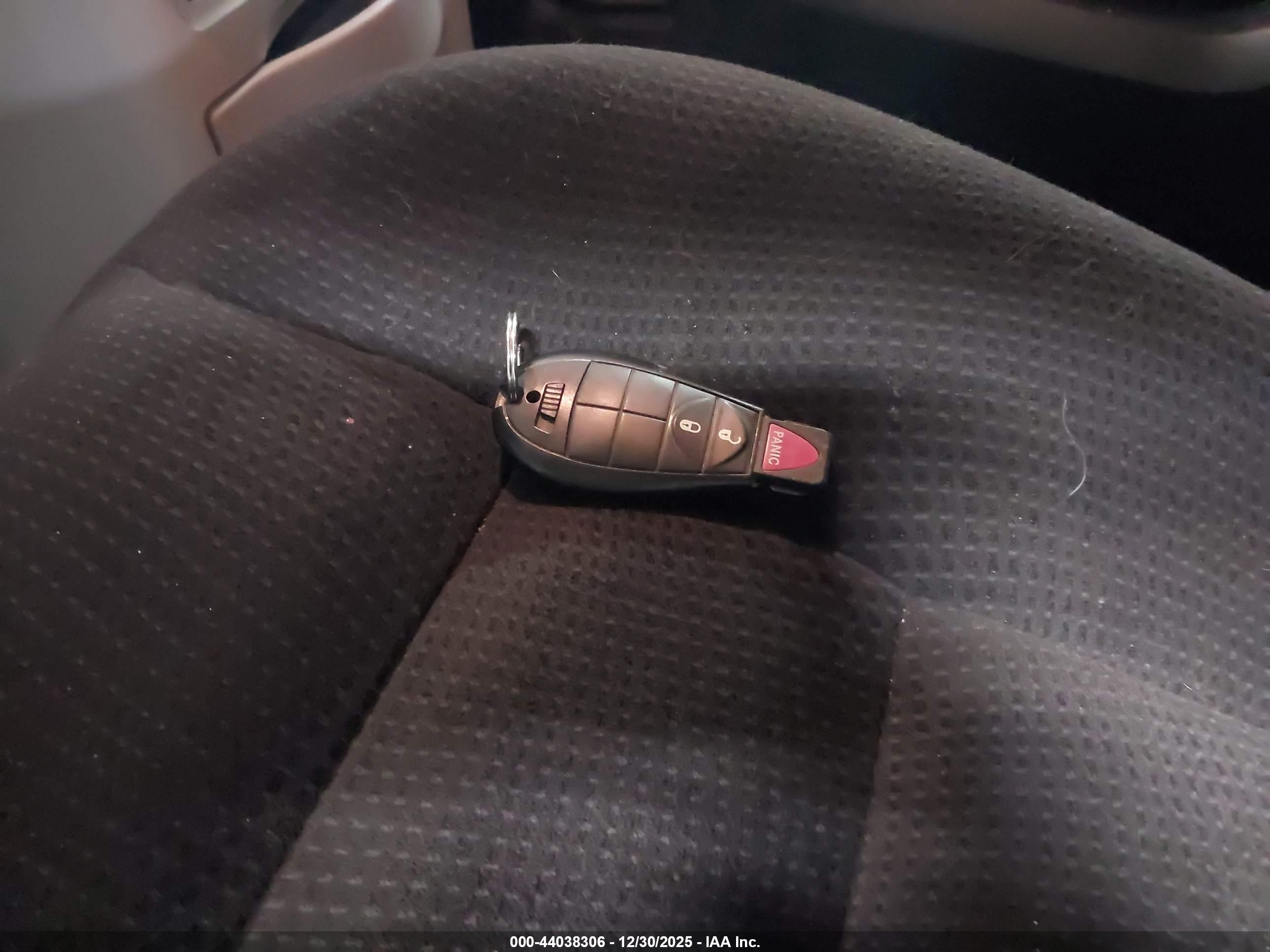 DODGE GRAND image 11