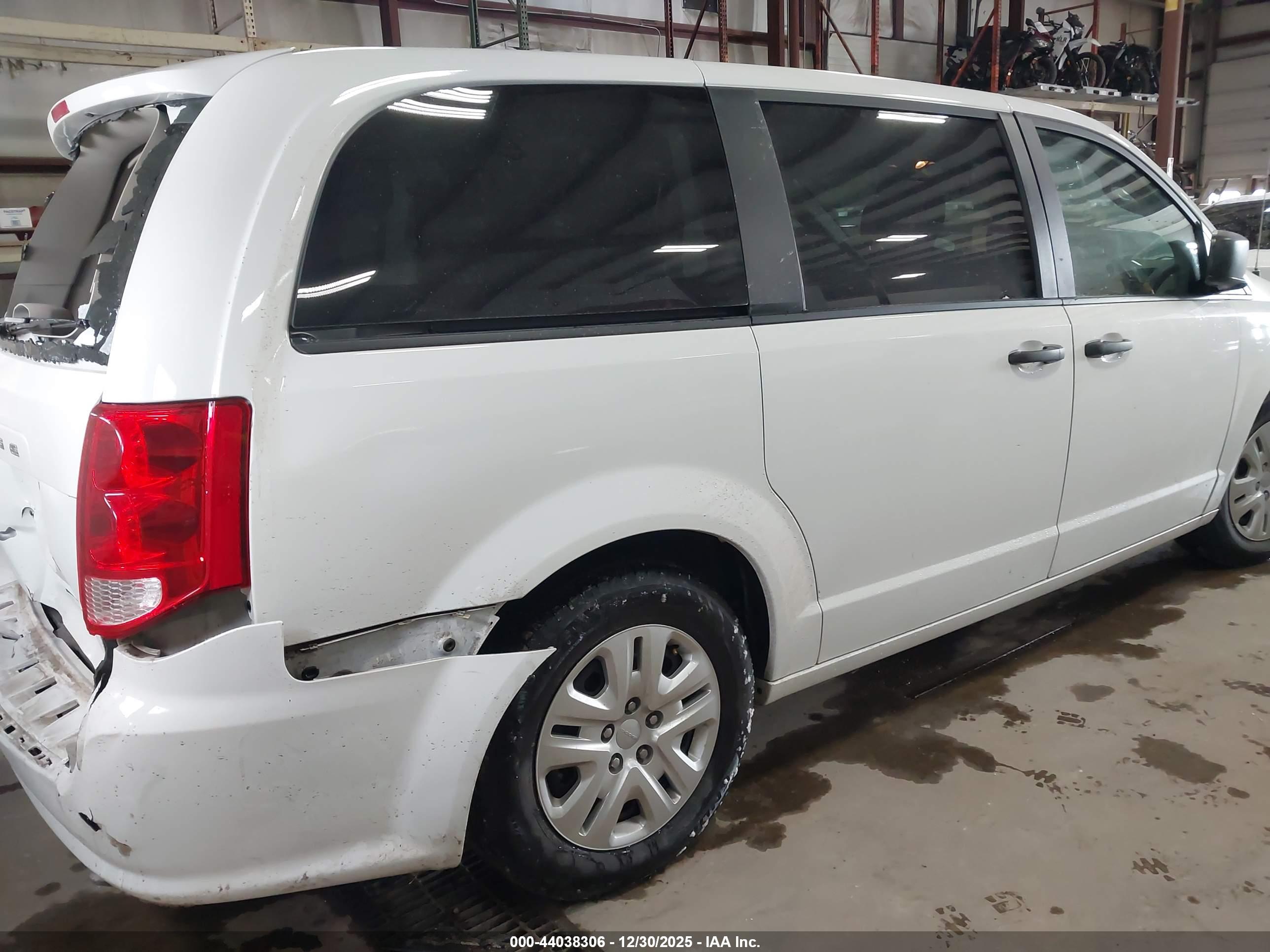DODGE GRAND image 4
