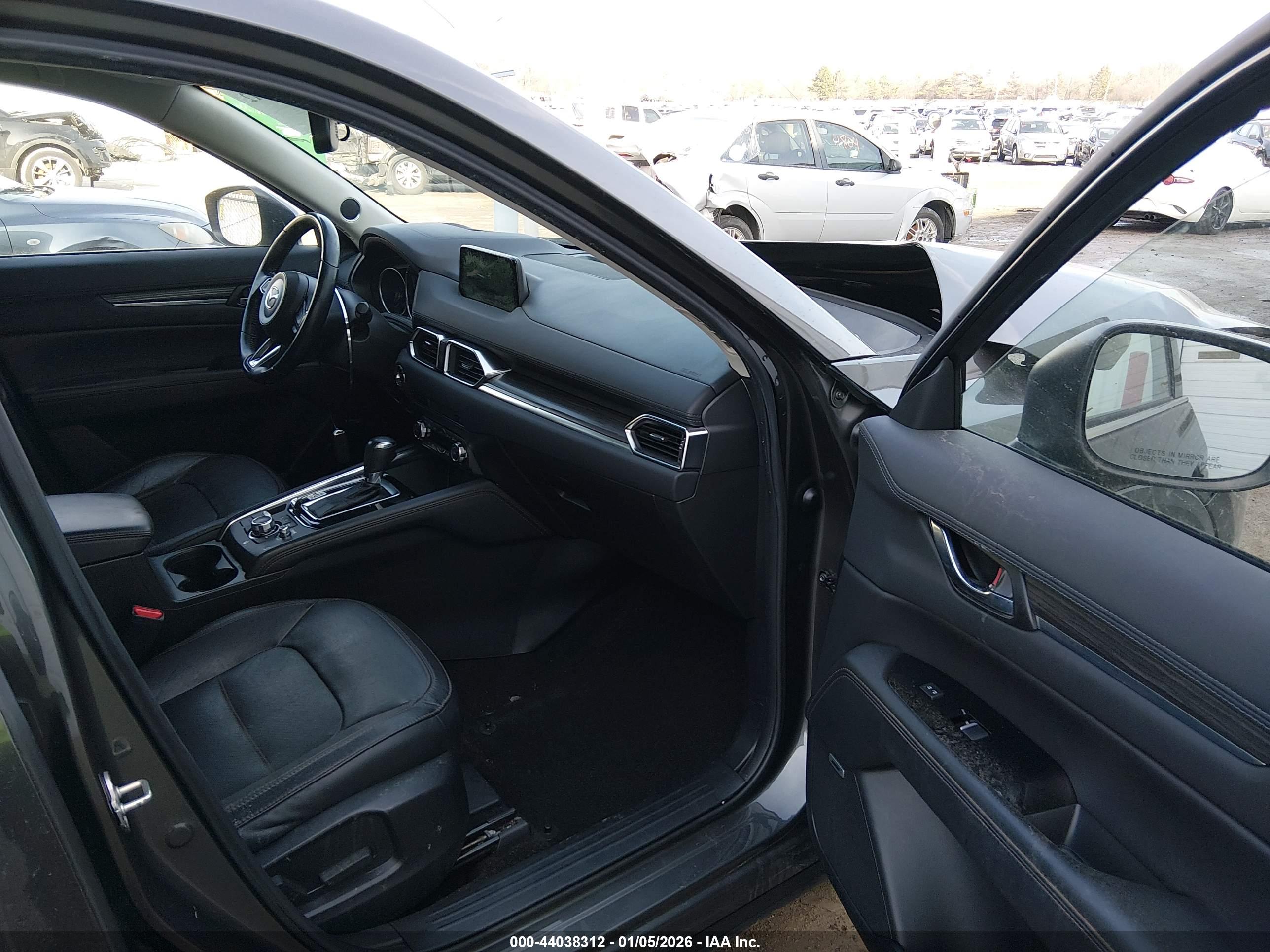 MAZDA CX-5 image 5