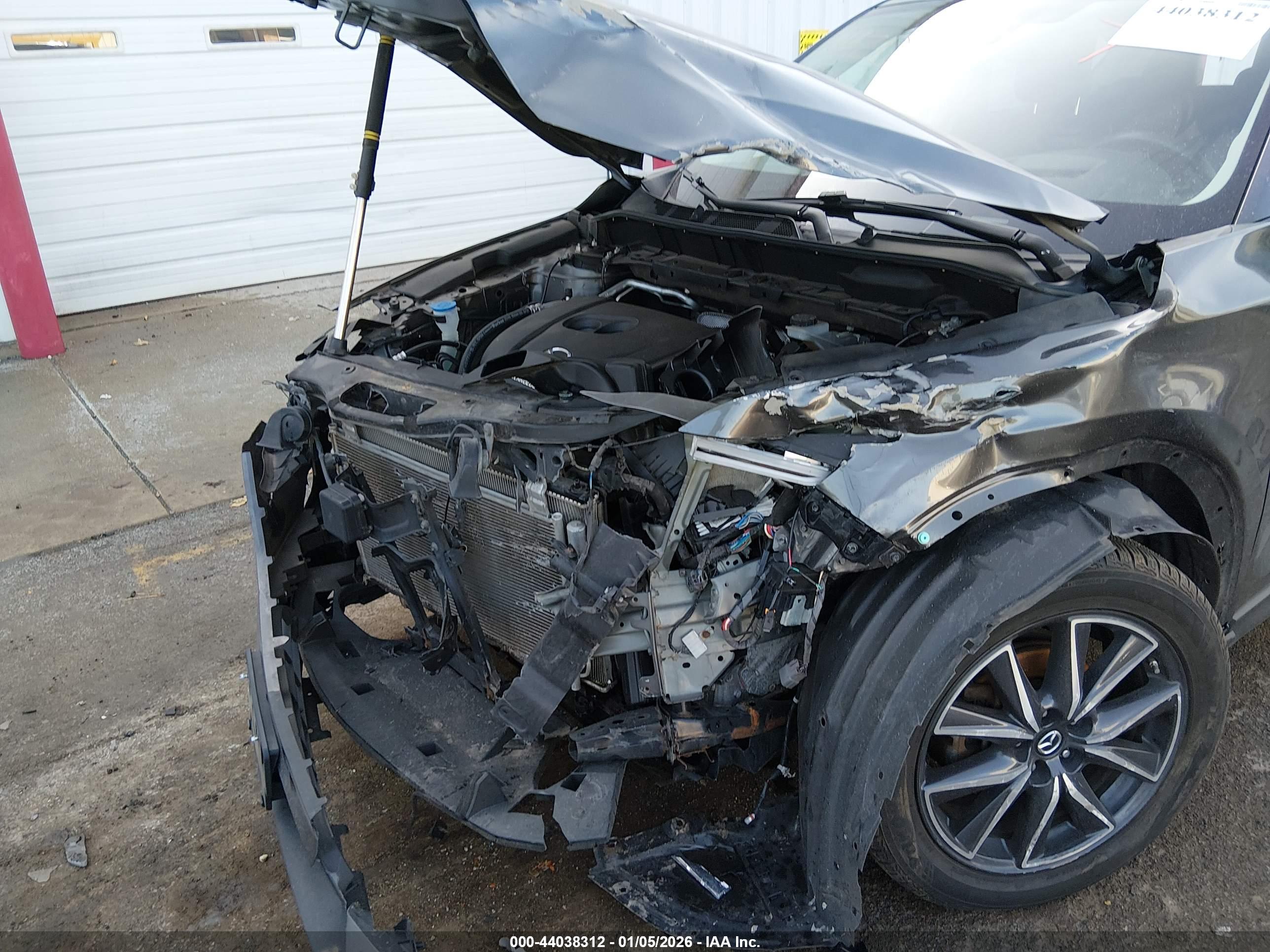 MAZDA CX-5 image 6