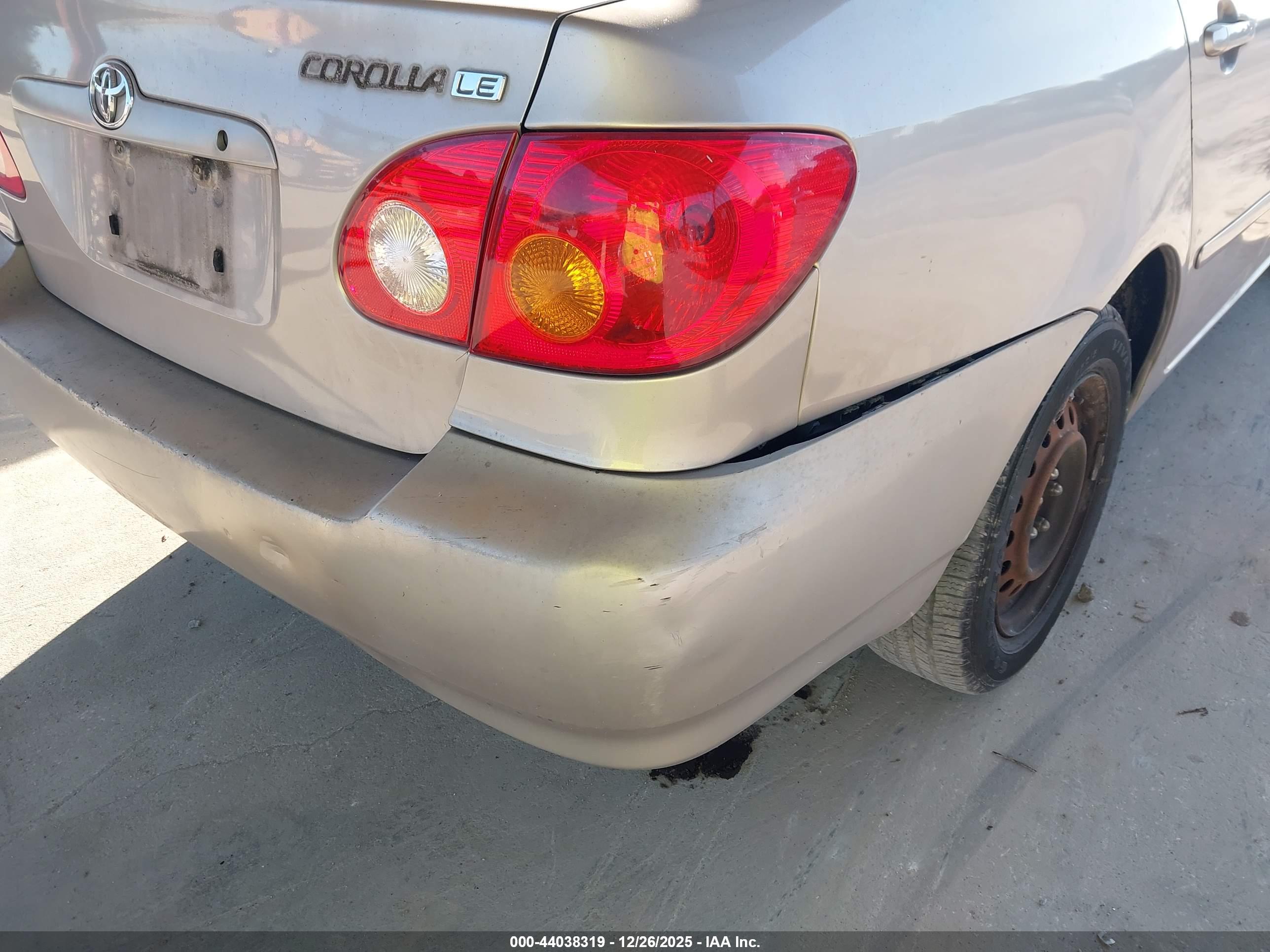 TOYOTA COROLLA image 6