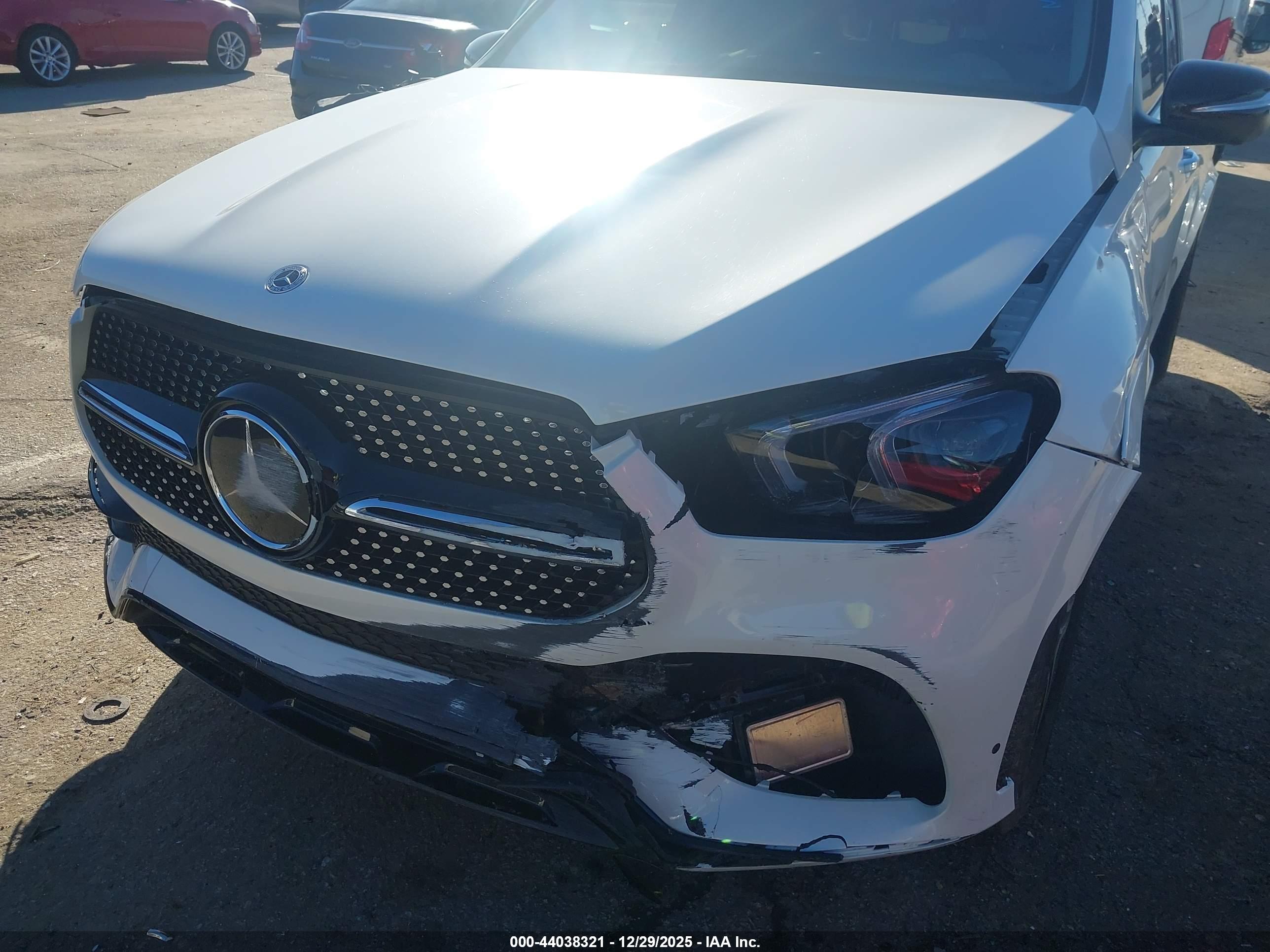 MERCEDES-BENZ GLE image 6