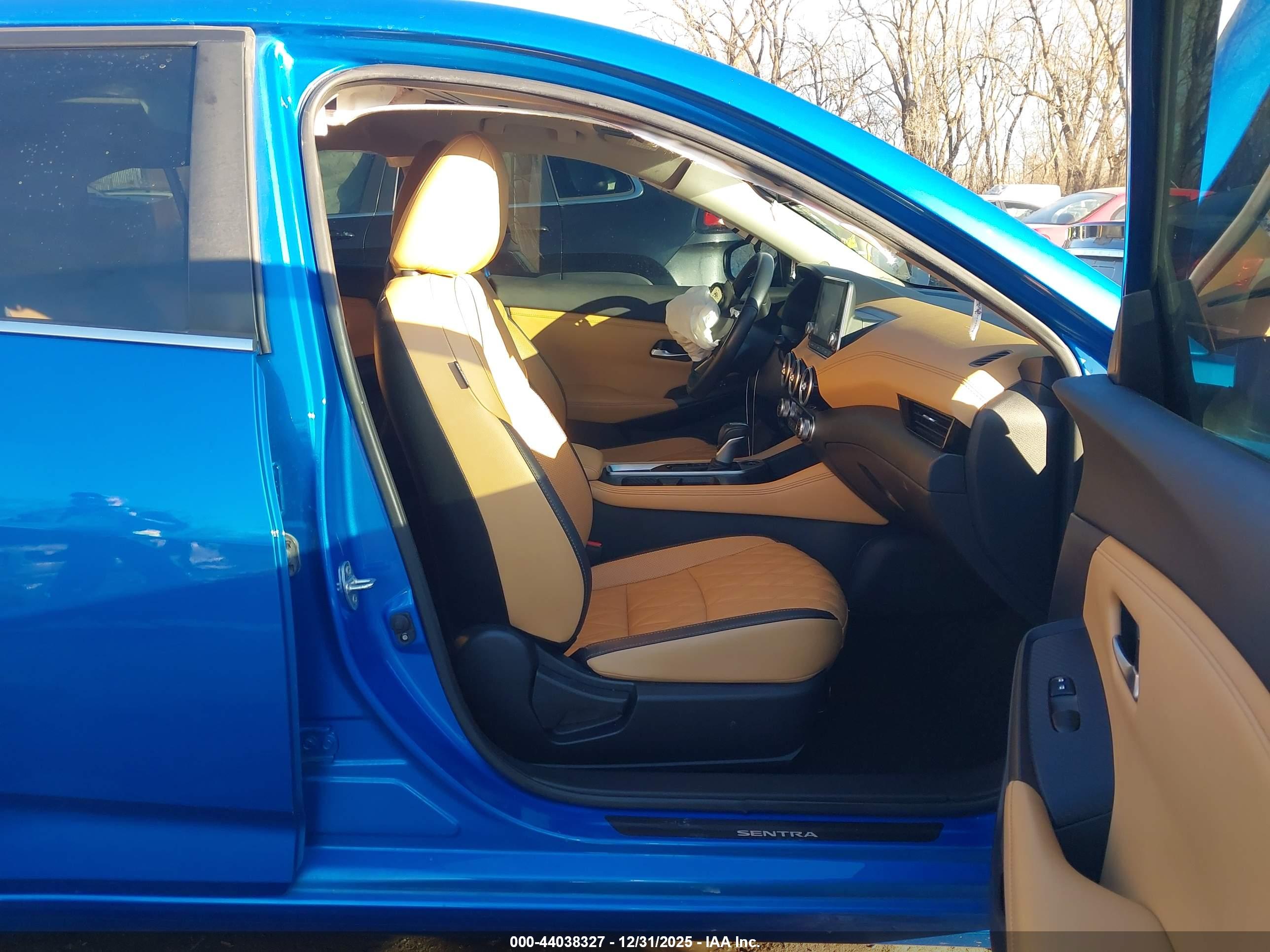 NISSAN SENTRA image 5