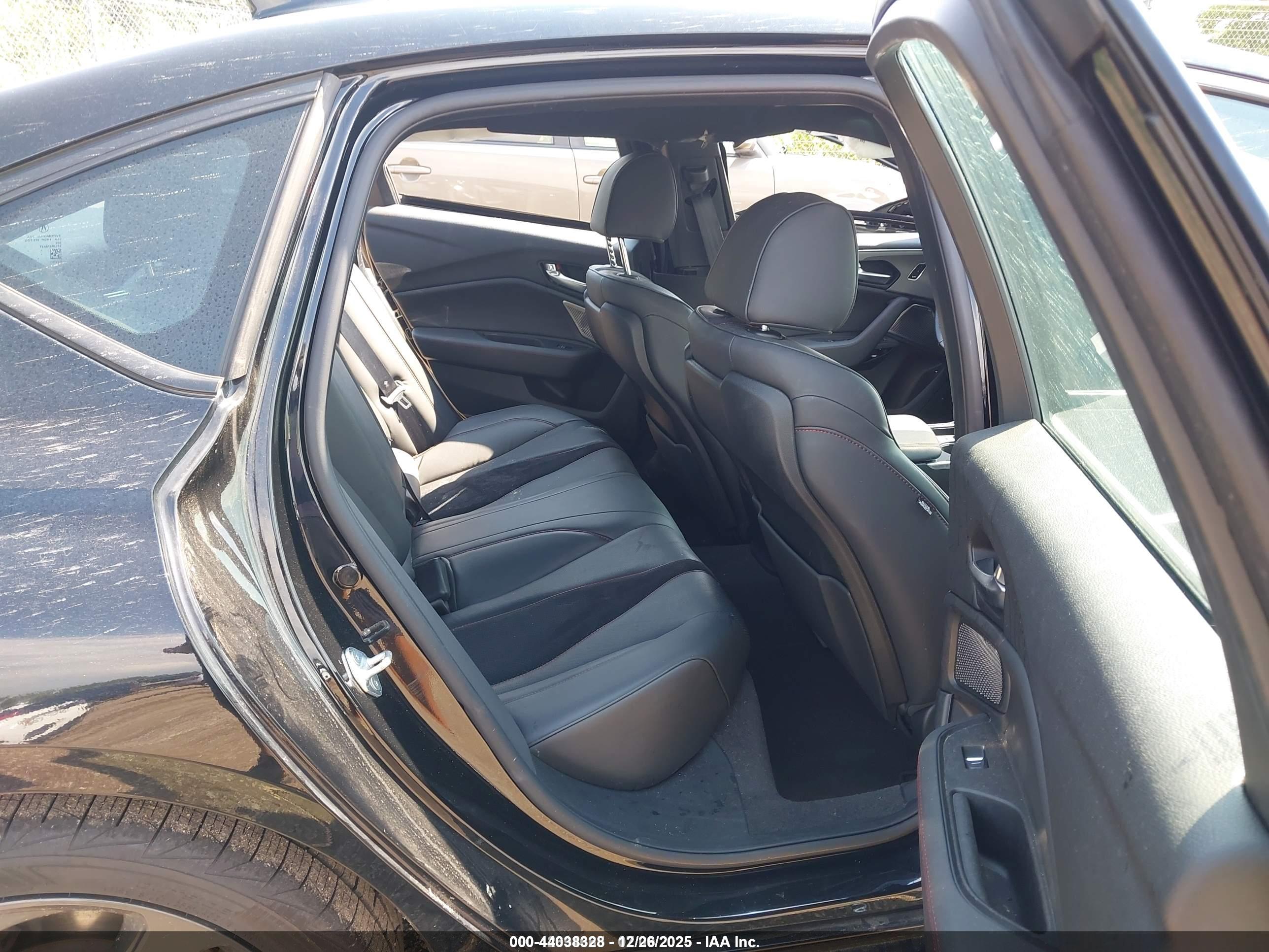 ACURA TLX image 8