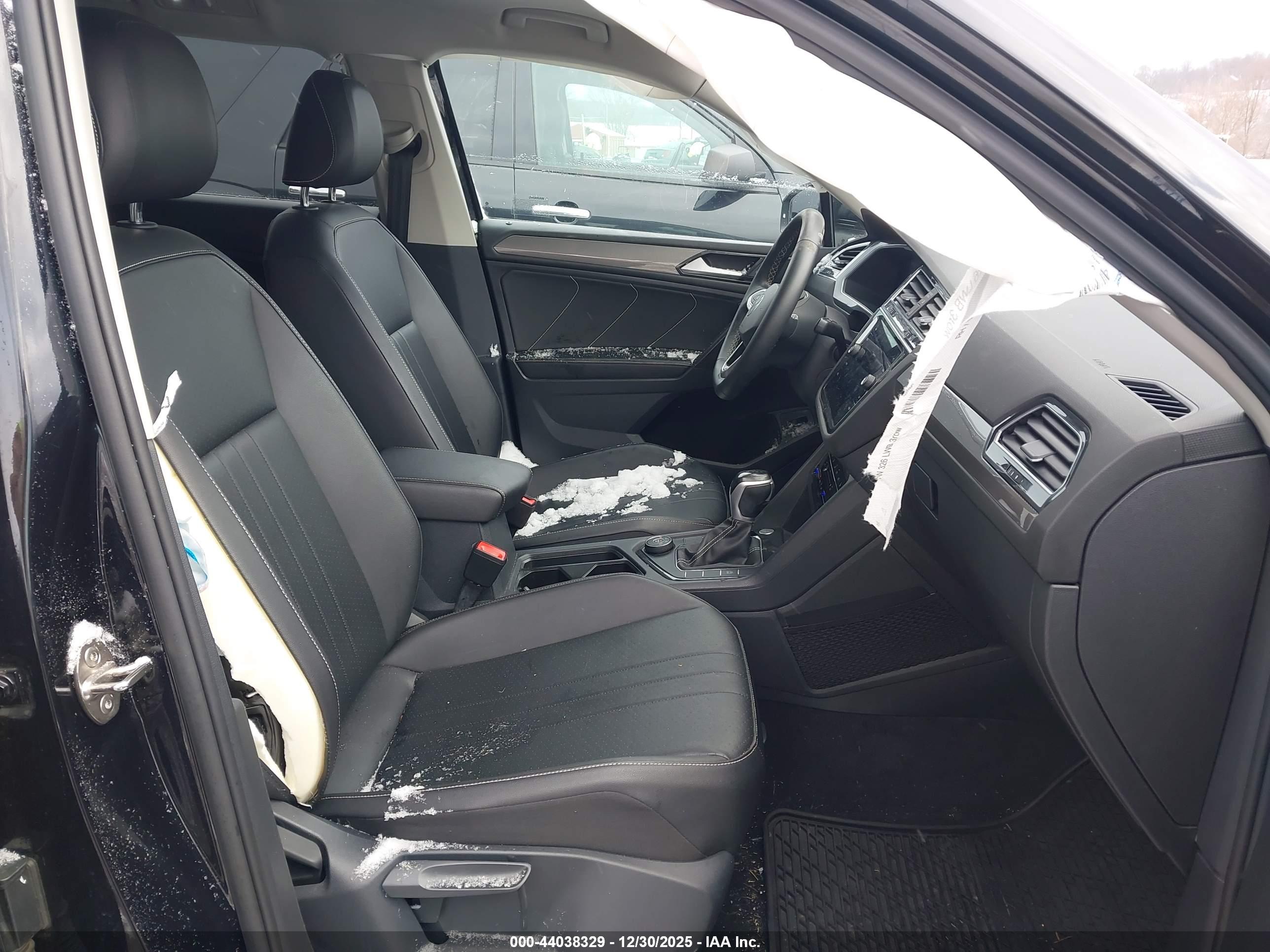 VOLKSWAGEN TIGUAN image 5