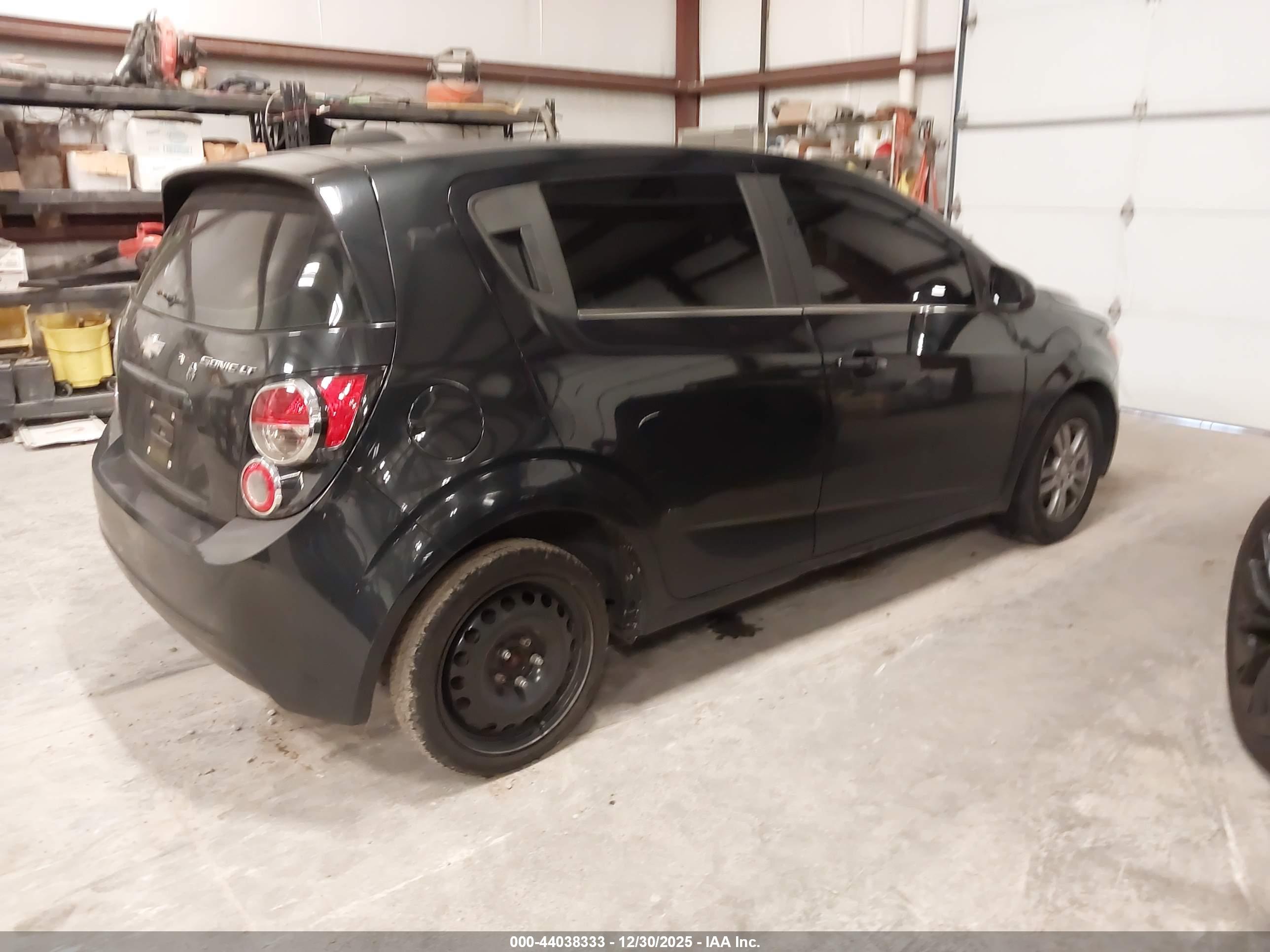 CHEVROLET SONIC image 4