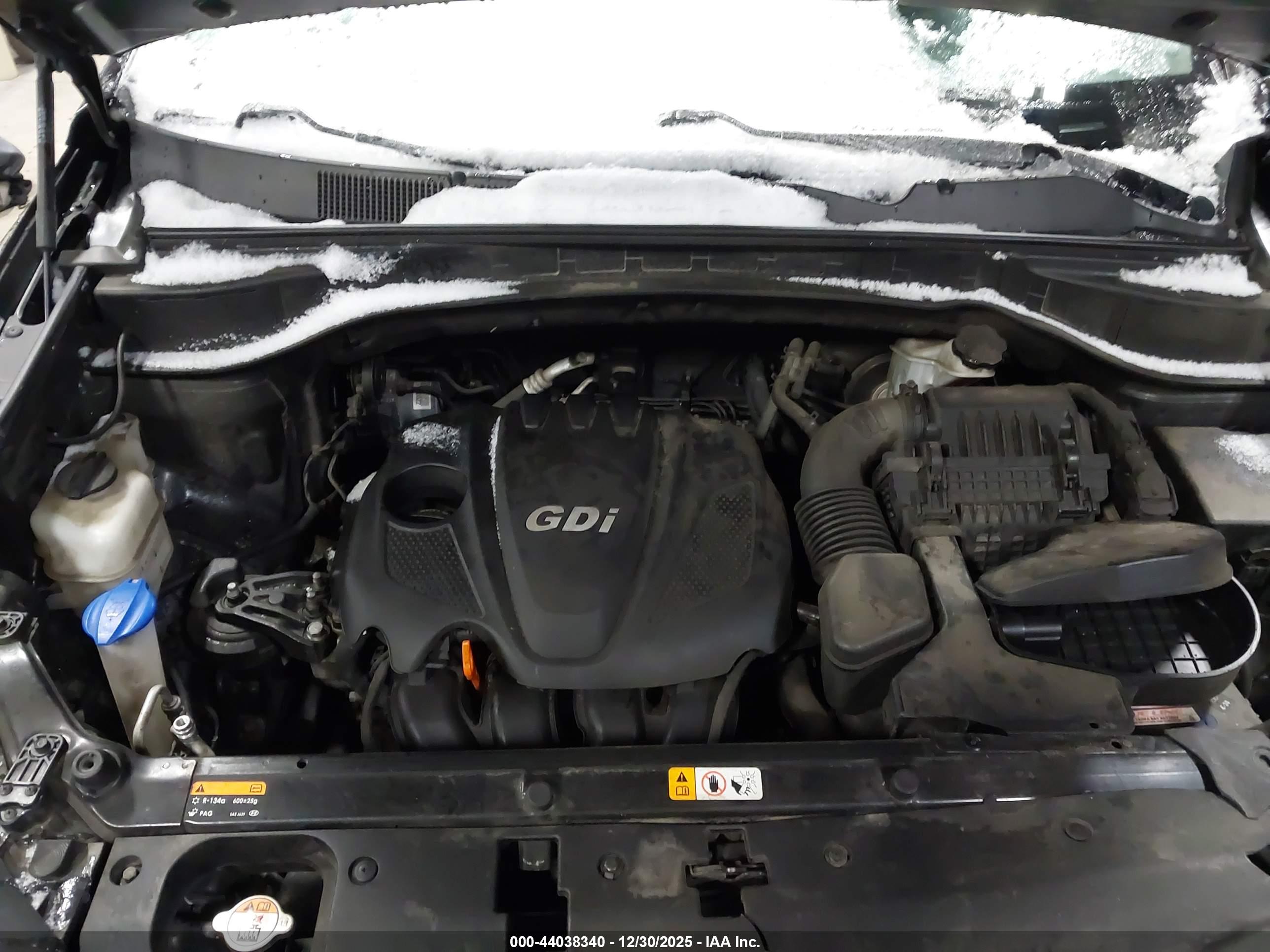 HYUNDAI SANTA image 10