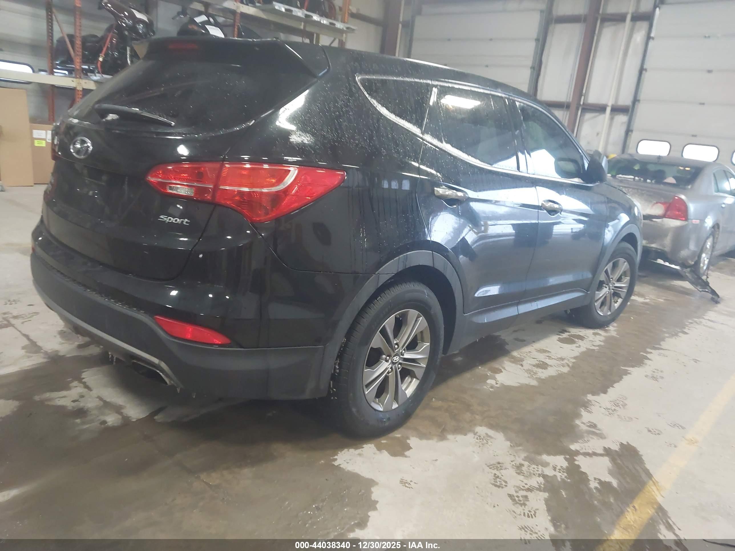 HYUNDAI SANTA image 4