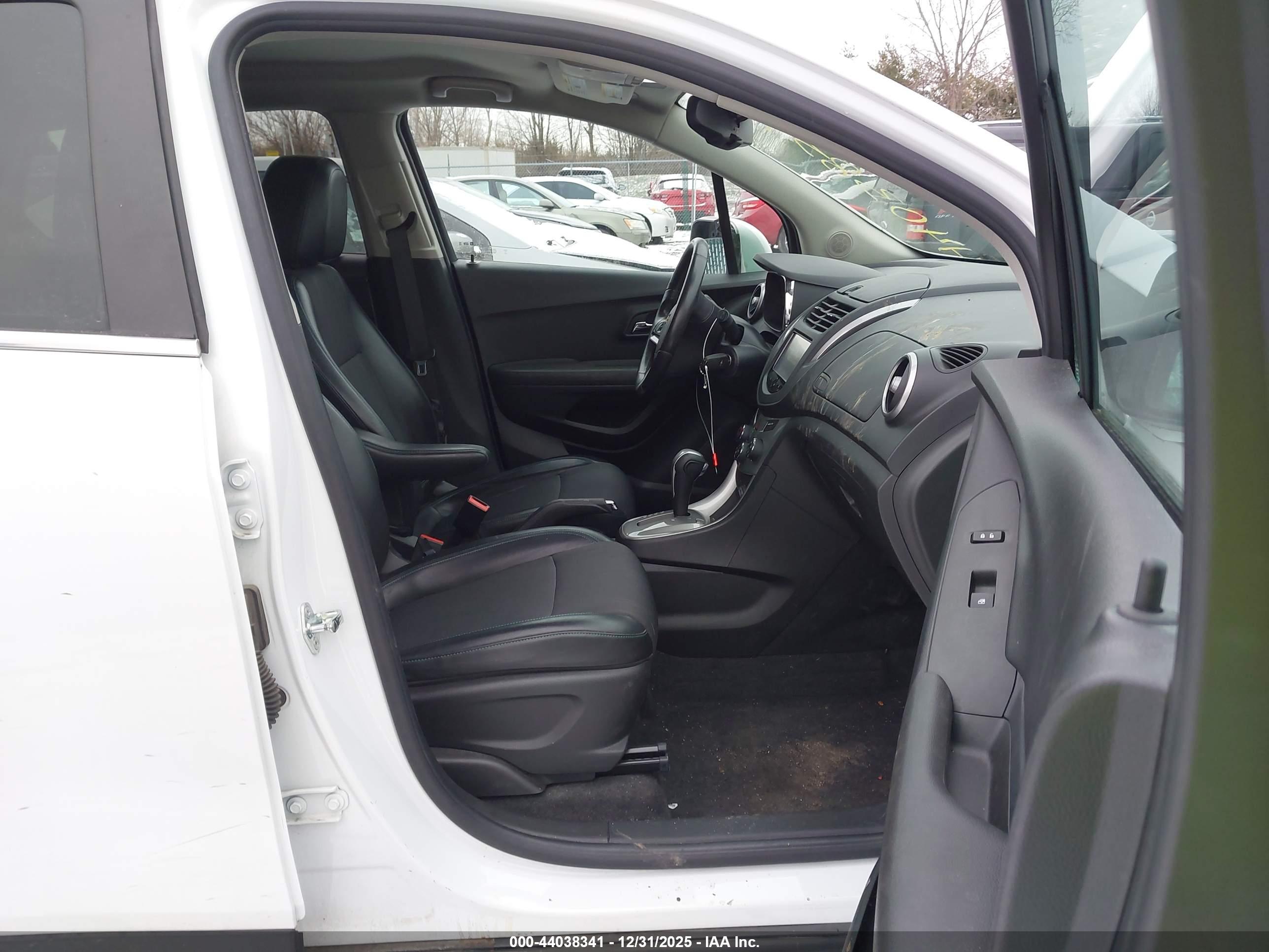 CHEVROLET TRAX image 5