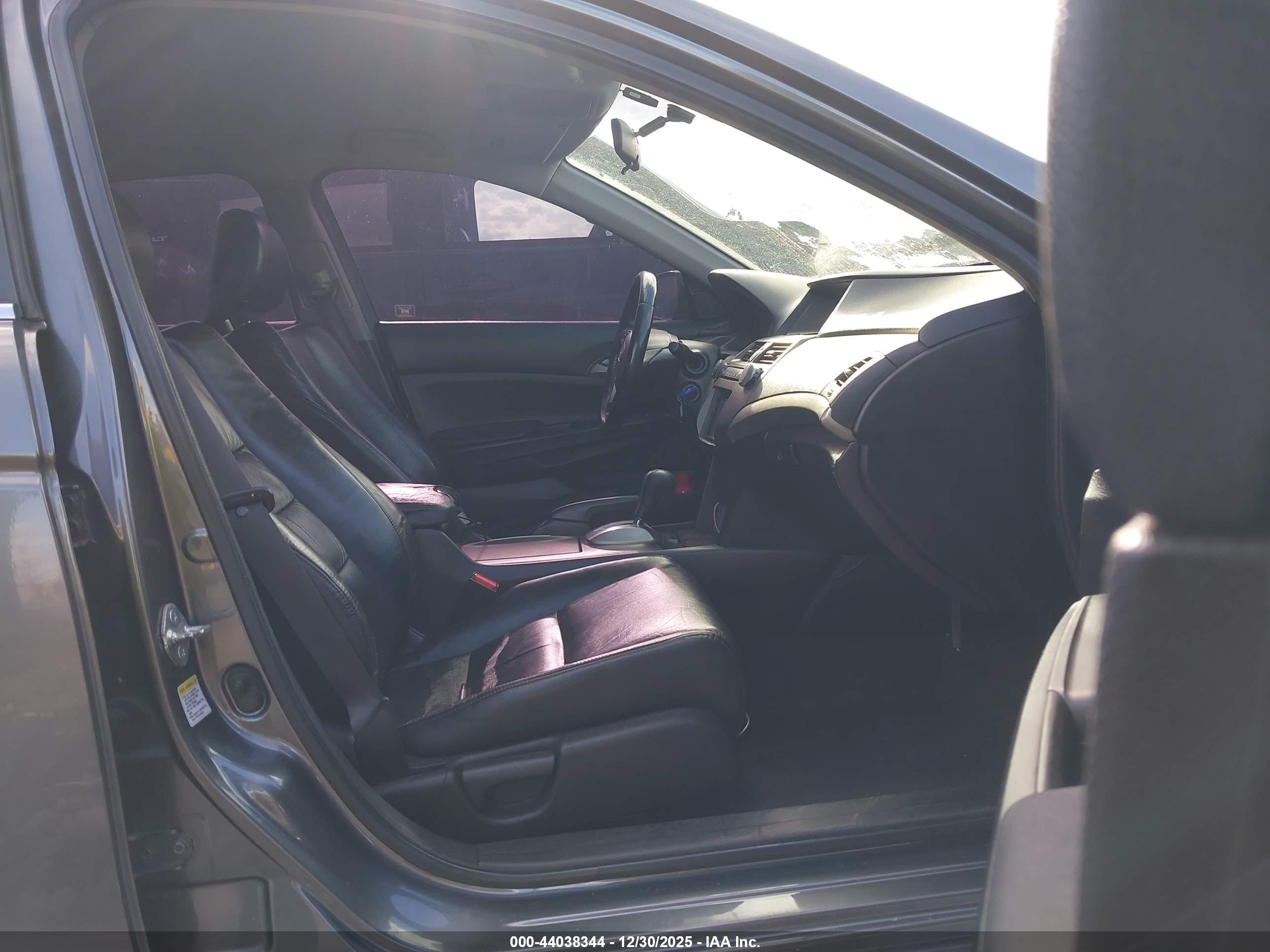 HONDA ACCORD image 5