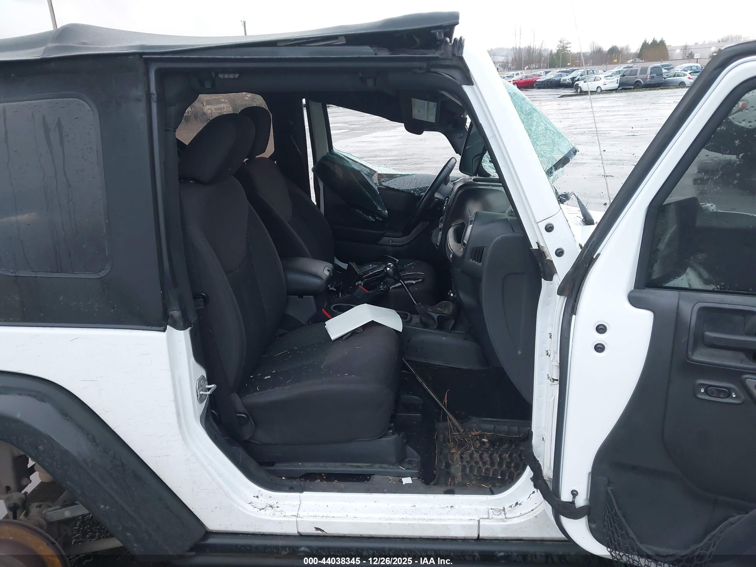 JEEP WRANGLER image 5