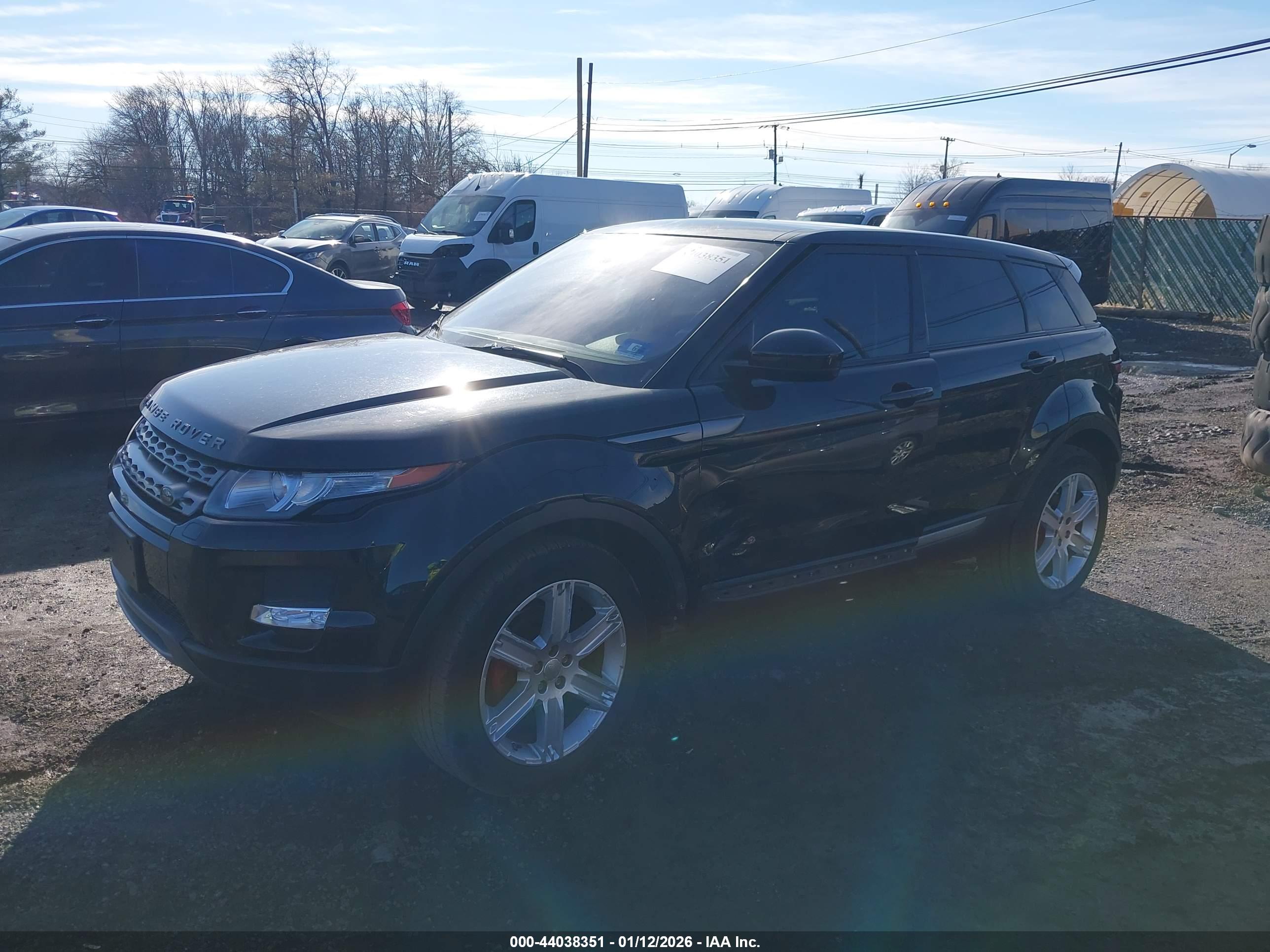 LAND ROVER image 6