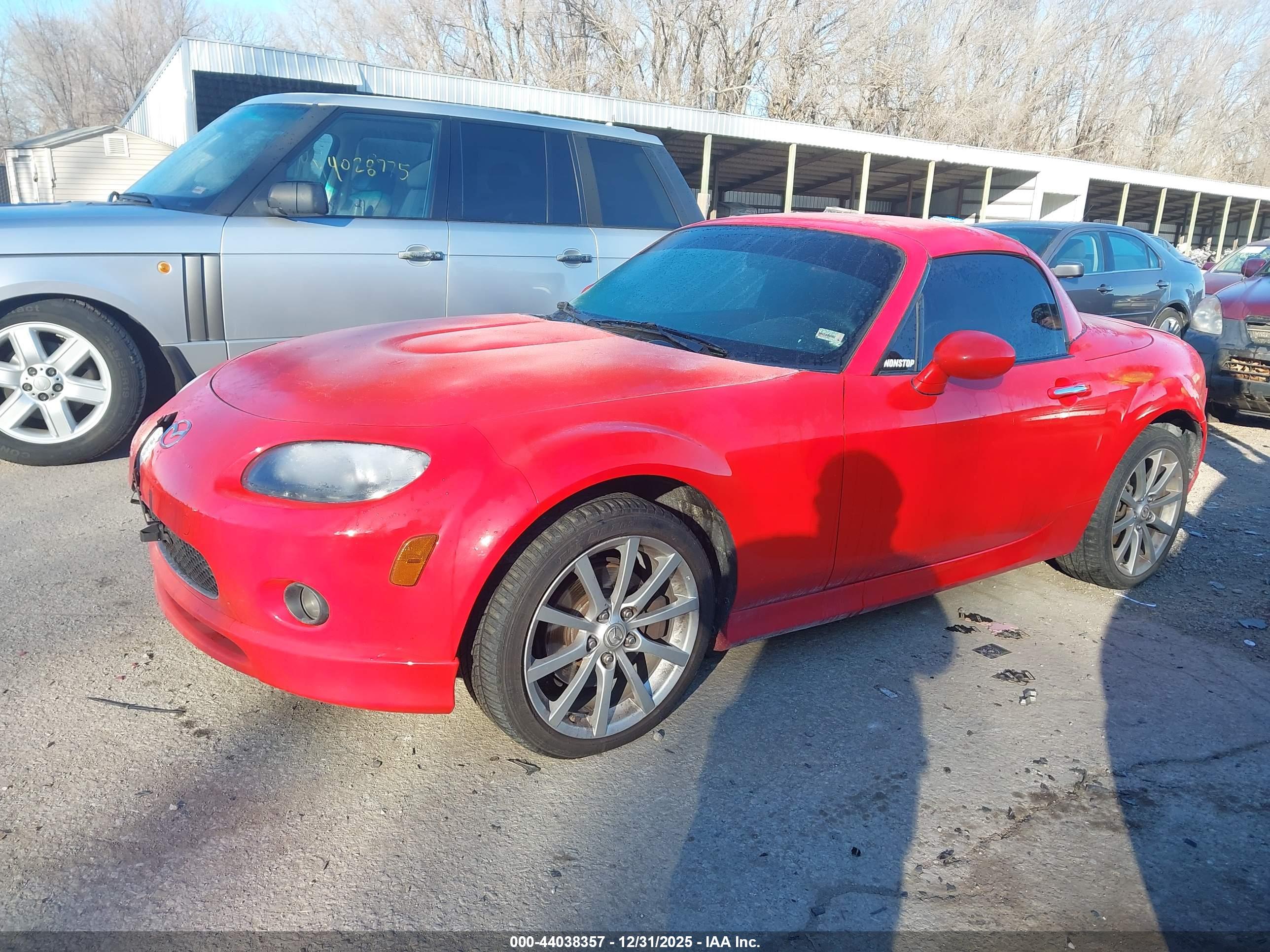 MAZDA MX-5 image 2
