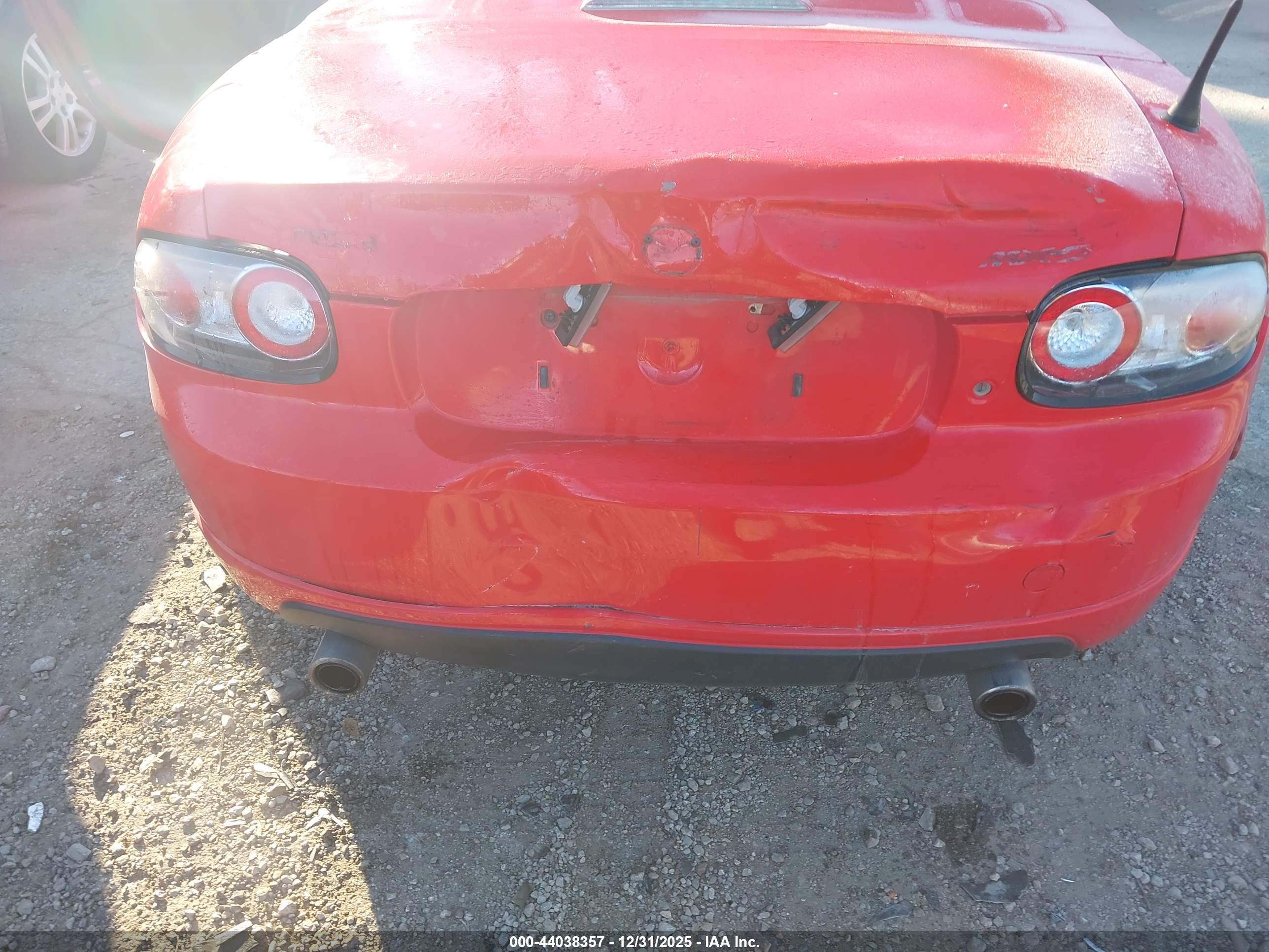 MAZDA MX-5 image 6