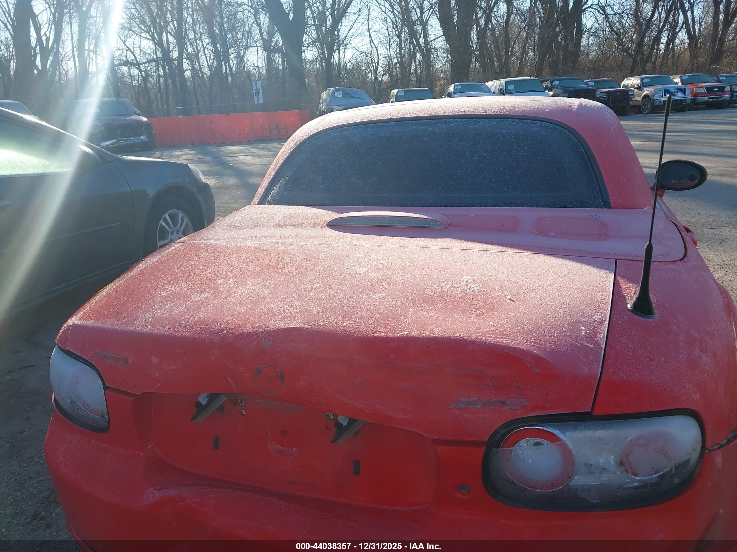 MAZDA MX-5 image 8