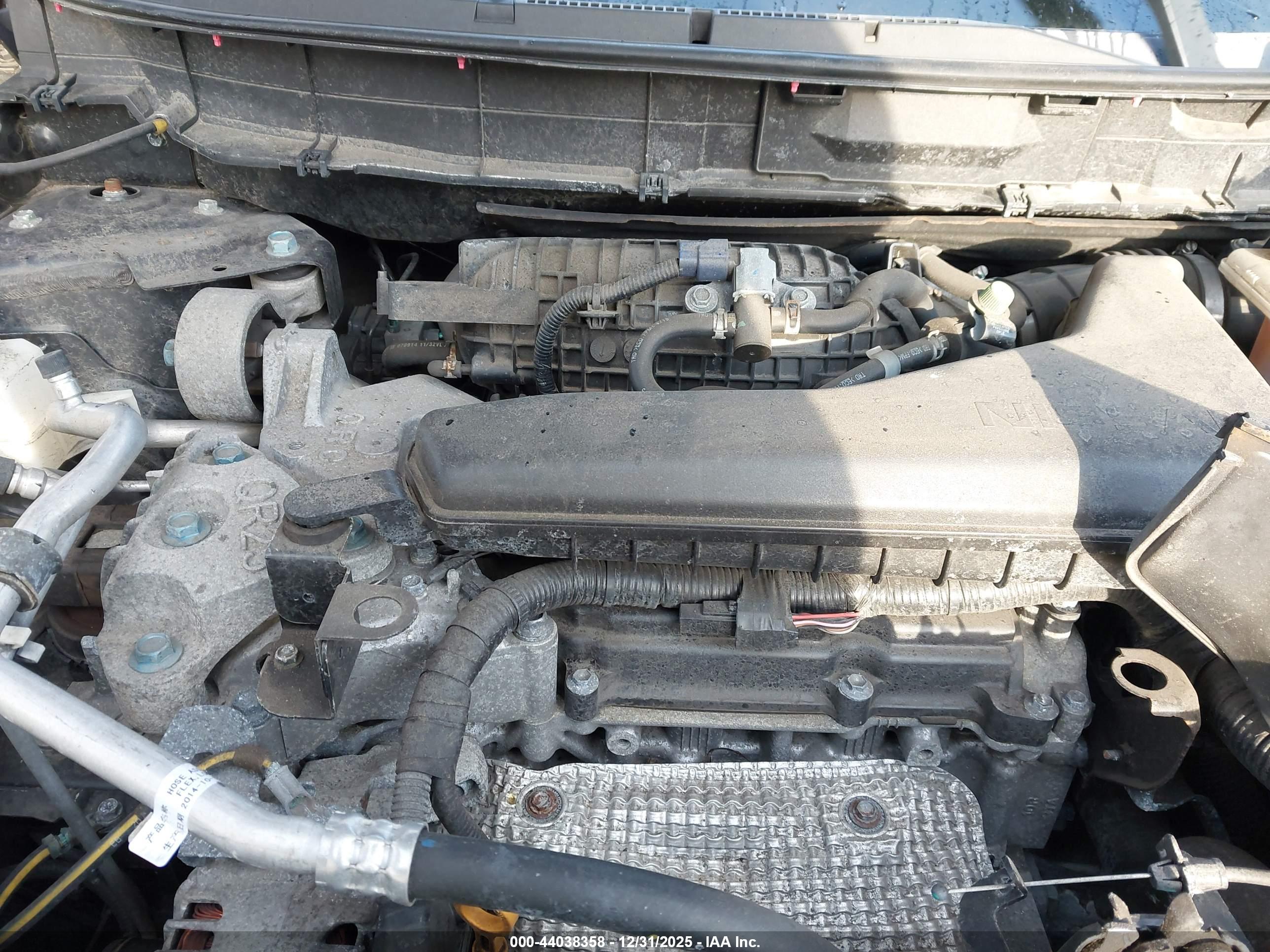 NISSAN ROGUE image 10