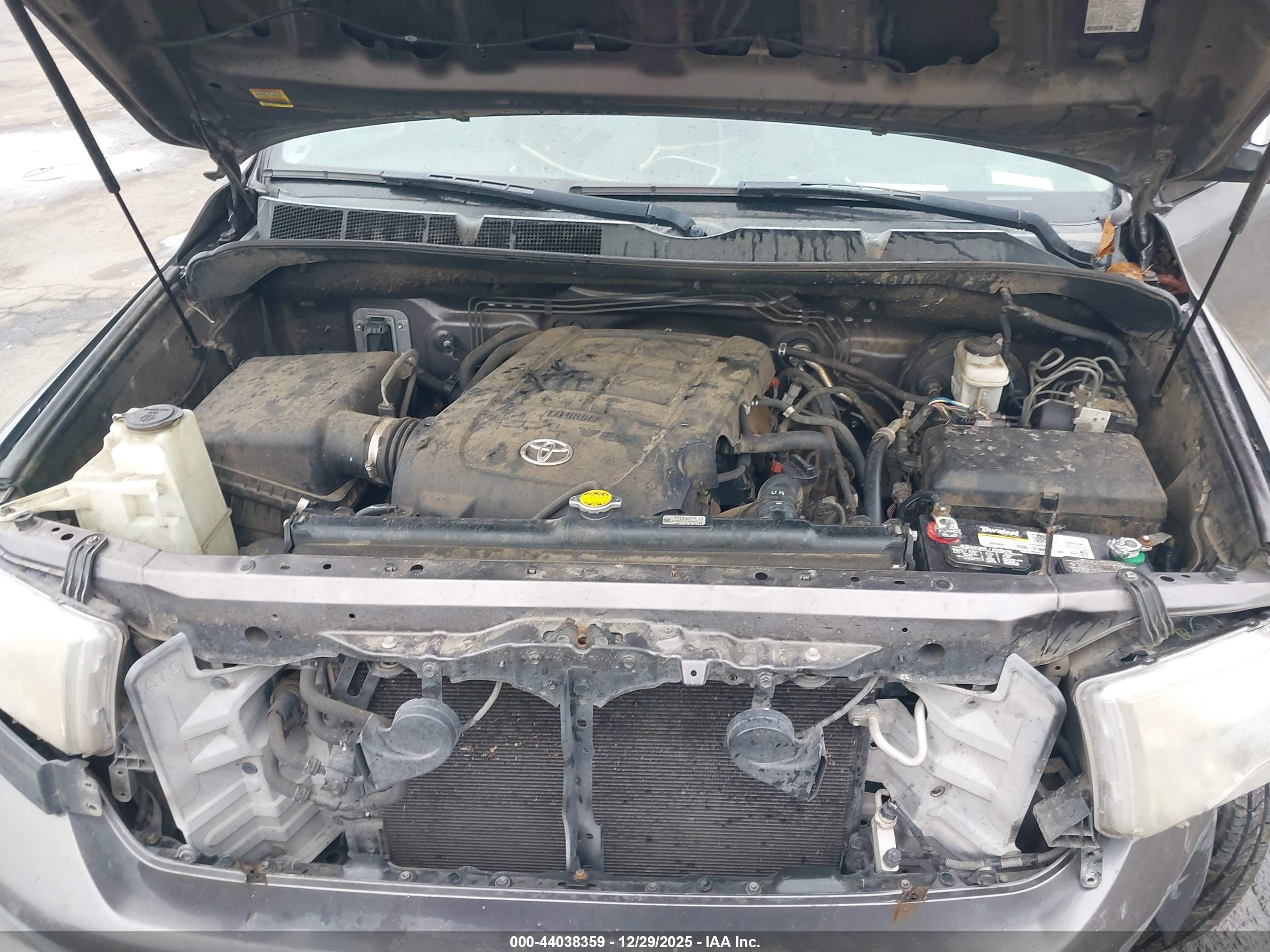 TOYOTA TUNDRA image 10