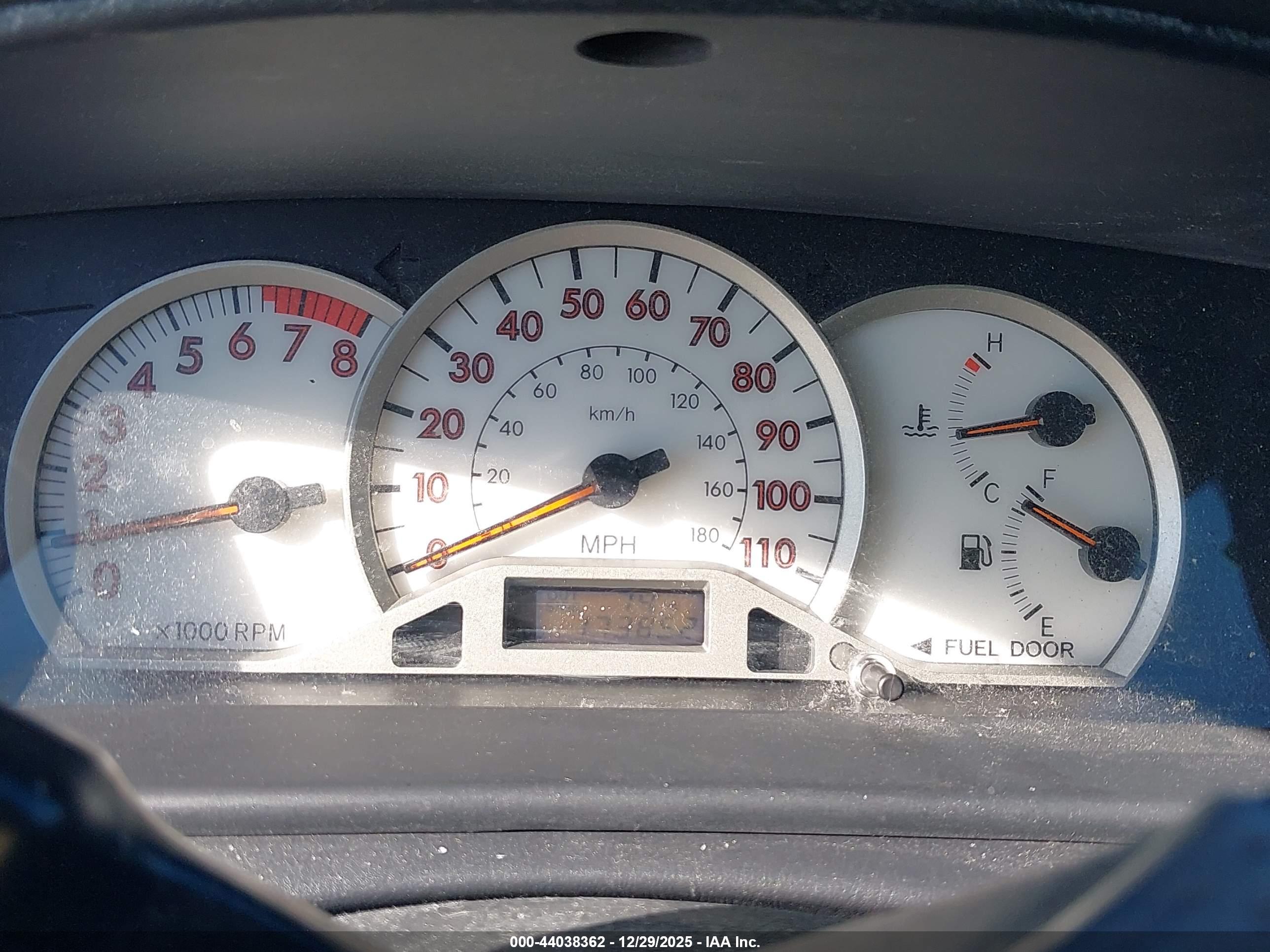 TOYOTA COROLLA image 7