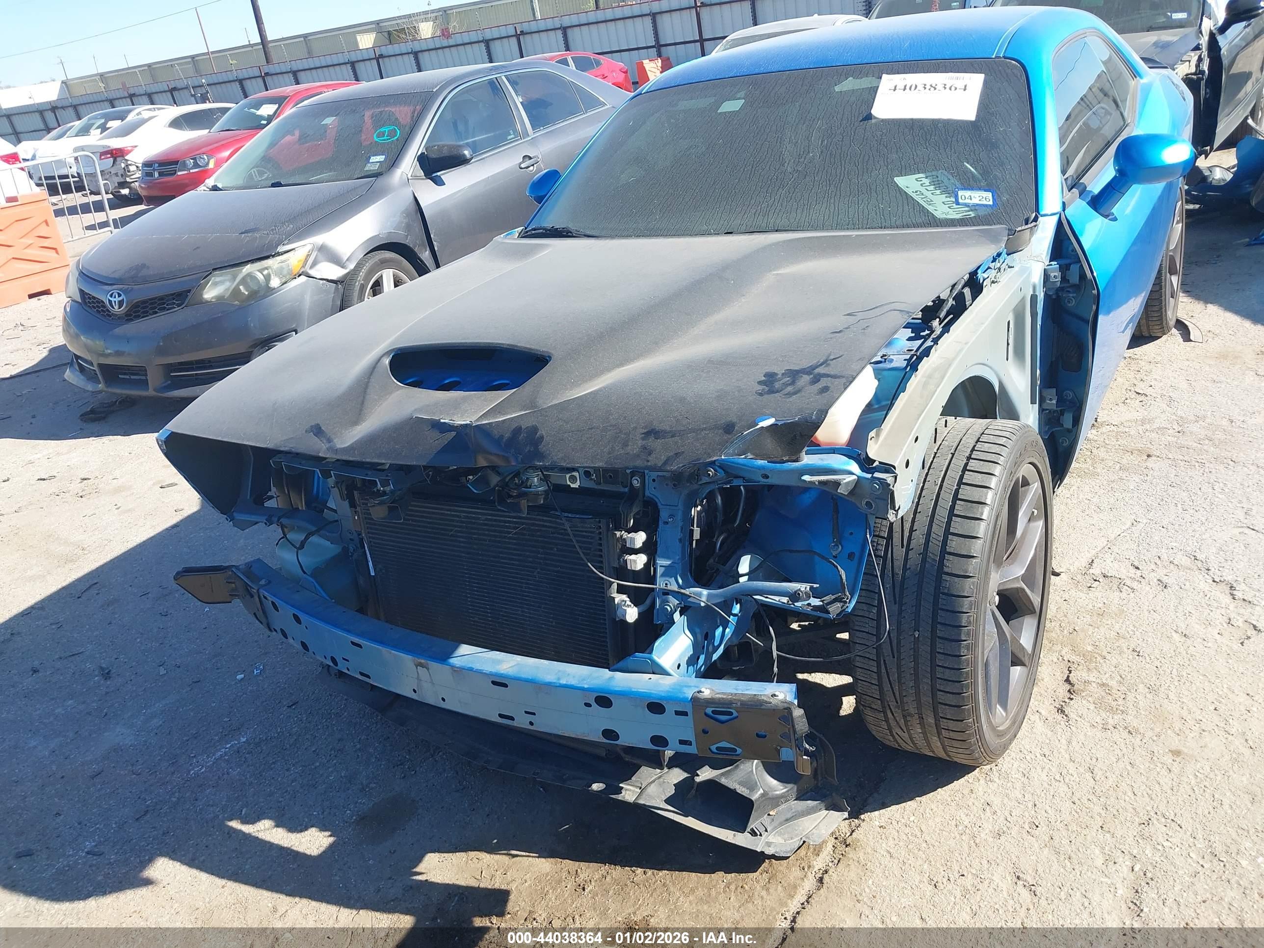 DODGE CHALLENGER image 6