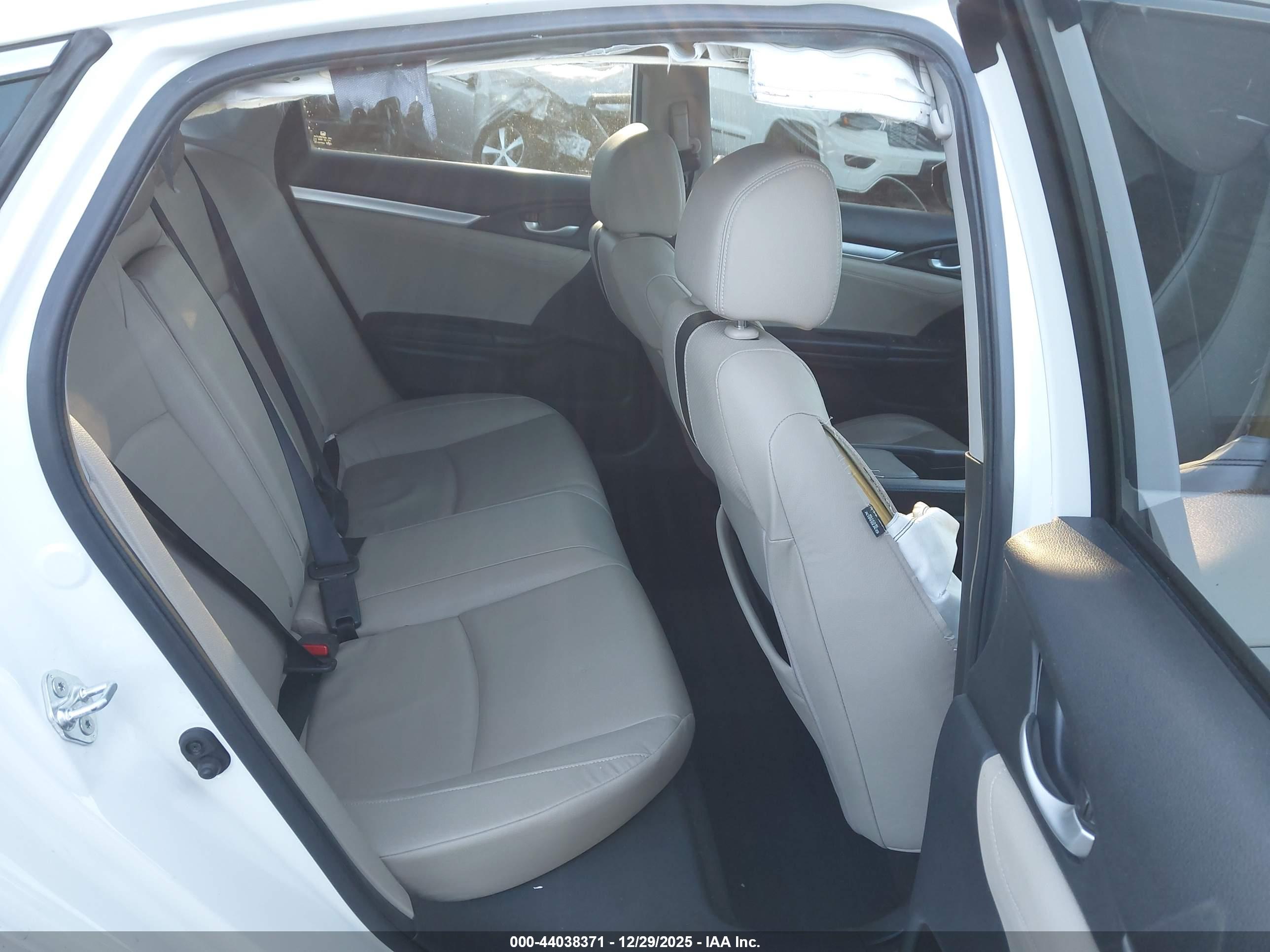 HONDA CIVIC image 8