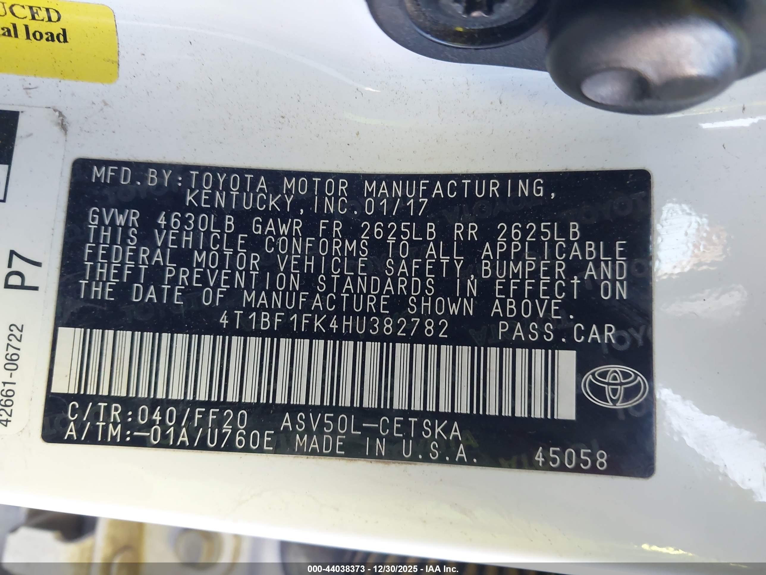TOYOTA CAMRY image 9