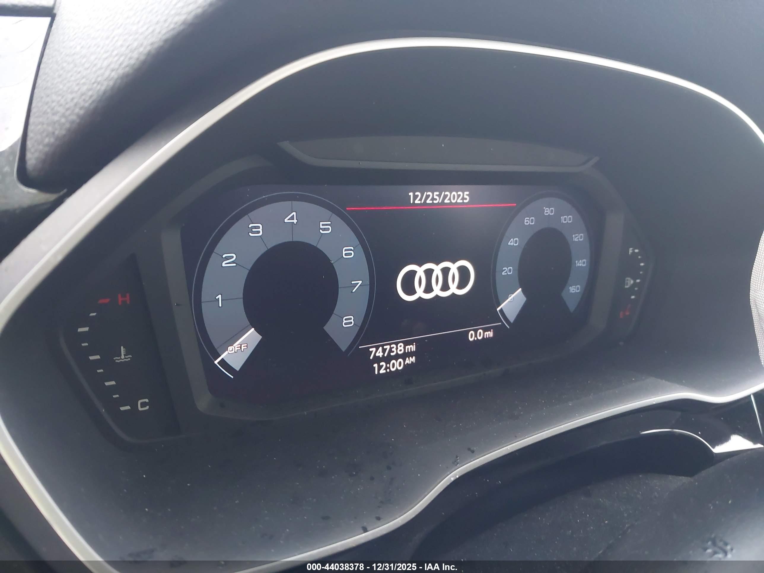 AUDI Q3 image 7