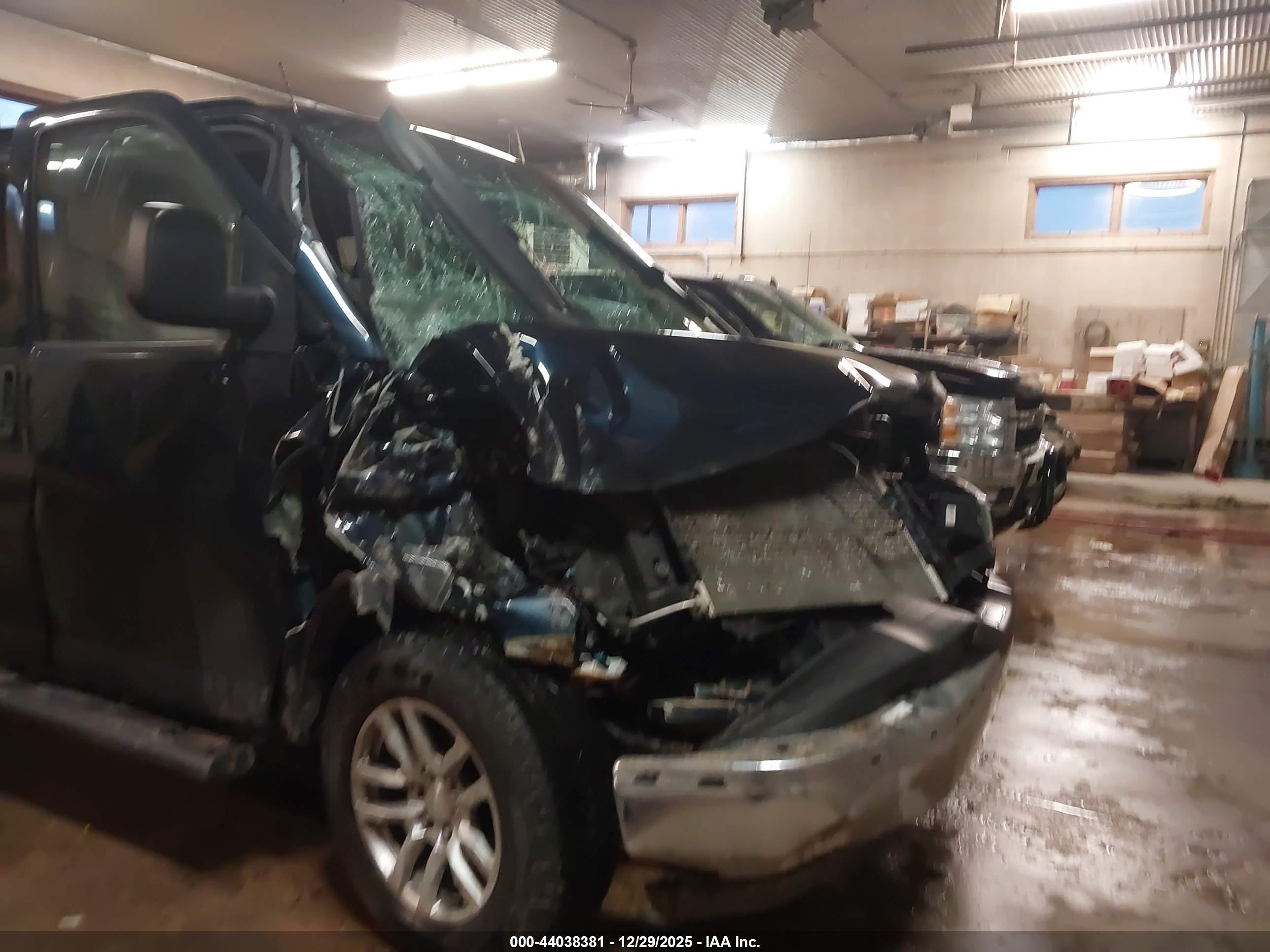 GMC SAVANA image 6