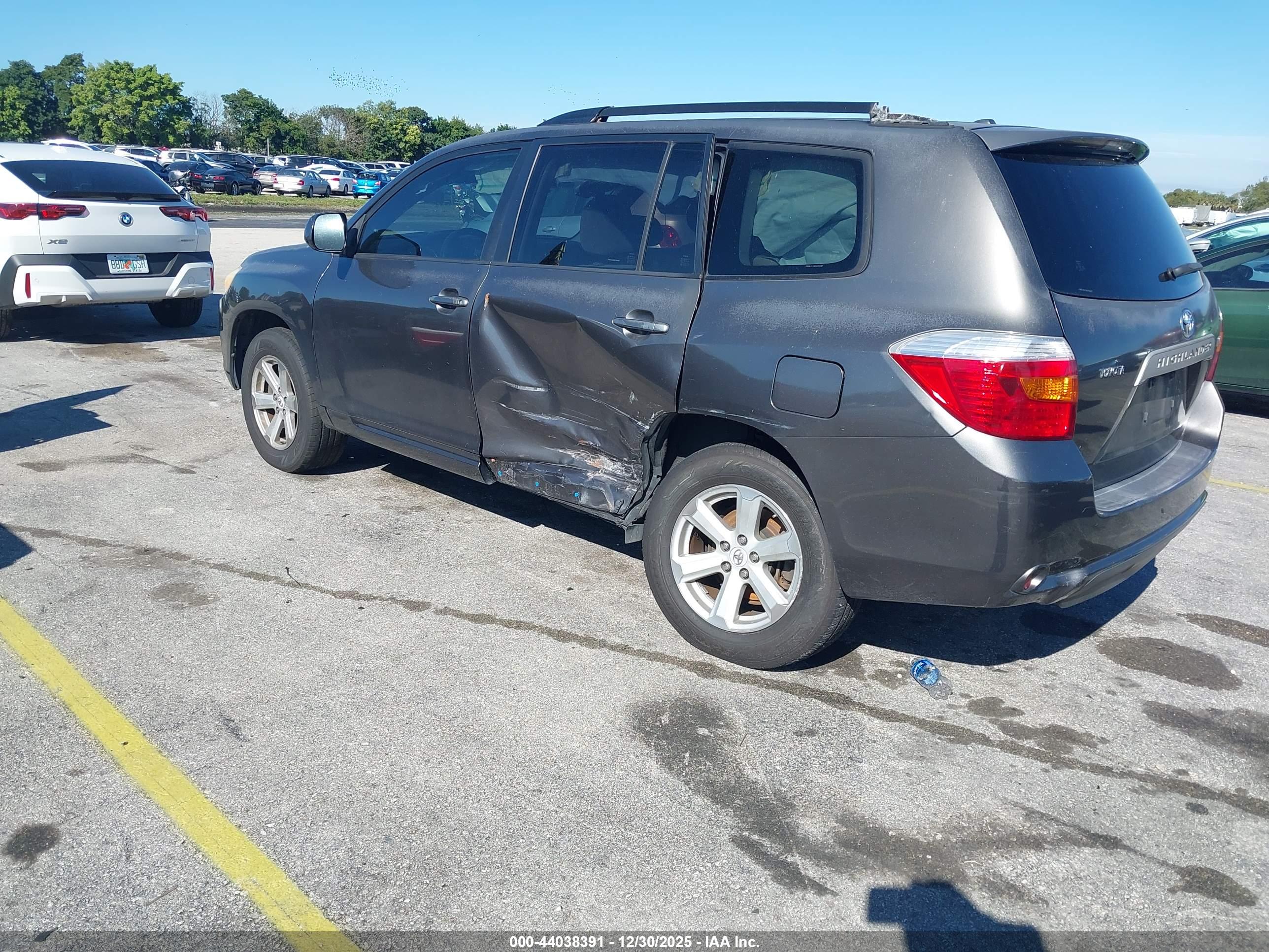 TOYOTA HIGHLANDER image 3